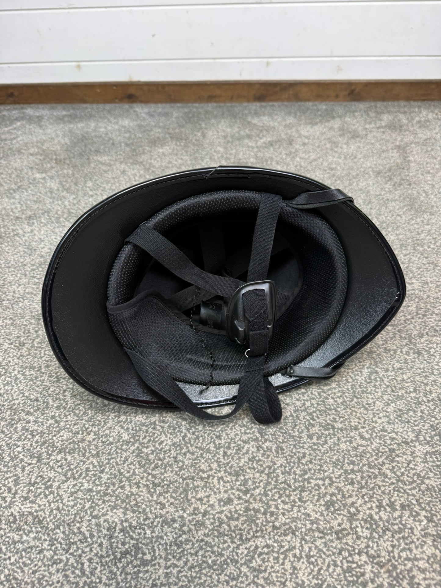 Ex Police Bobby Custodian Helmet Rose Top 58cm Fancy Dress Display