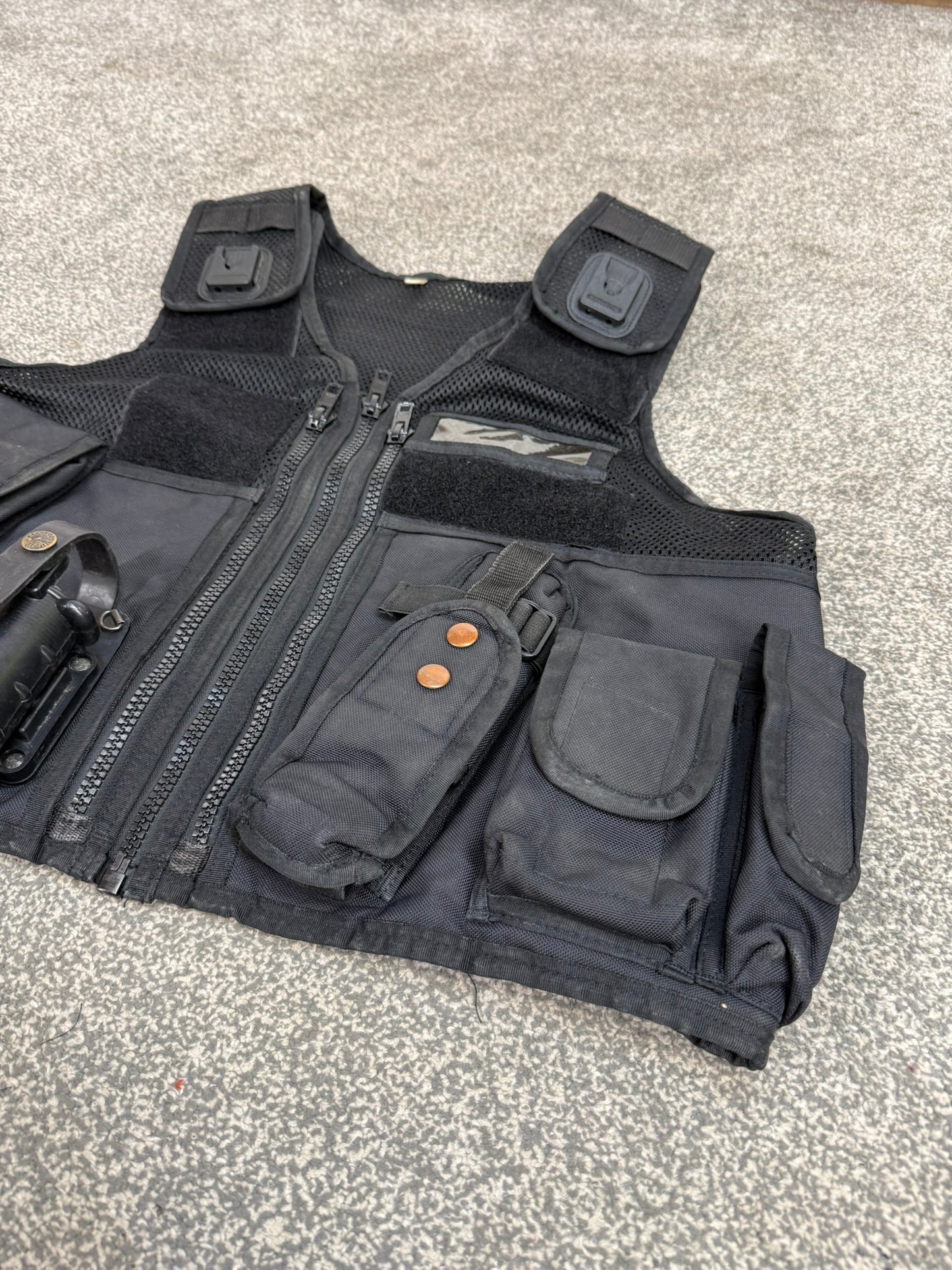 Black Arktis Tac Vest Ex Police Utility Vest & Pouches Security Airsoft - MEDIUM