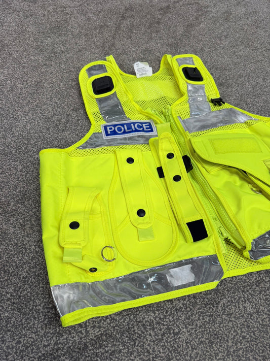 Badged Ex Police PWL Hi-Vis Taser Utility Tactical Vest Grade A Film TV Collector