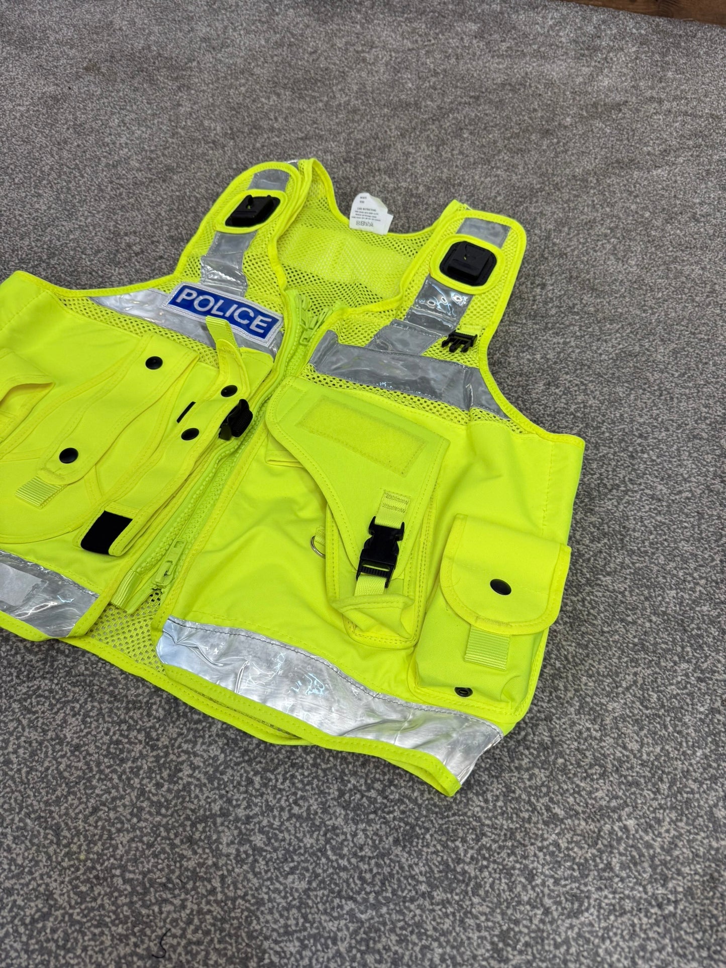 Badged Ex Police PWL Hi-Vis Taser Utility Tactical Vest Grade A Film TV Collector