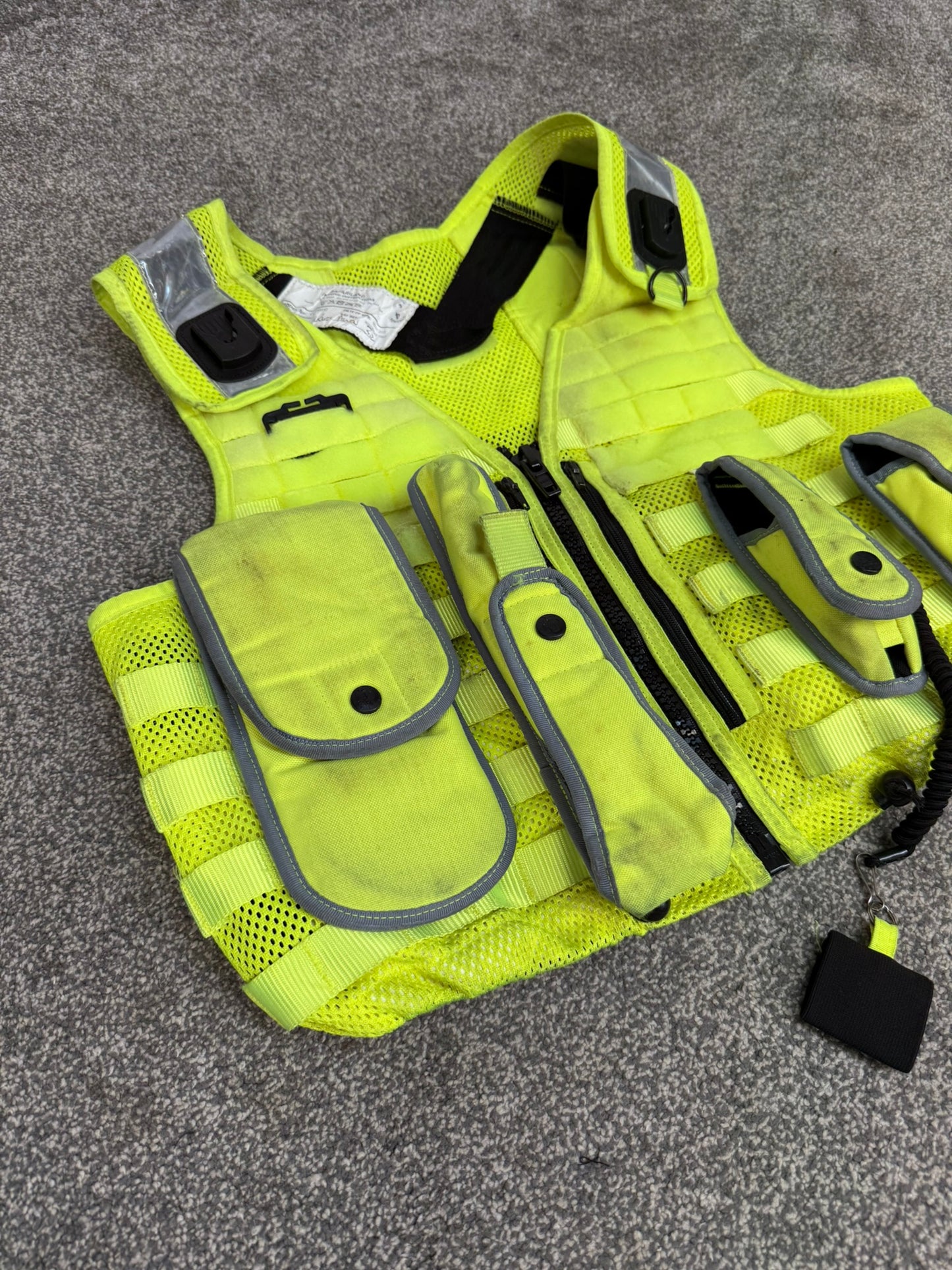 Safariland Hi-Vis MOLLE Vest & Pouches Tactical Utility Security Vest Ex Police - XL