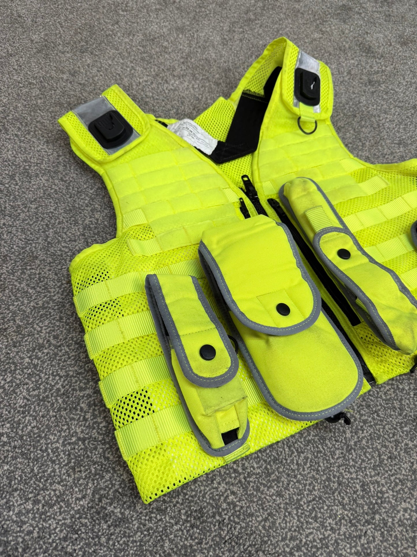 Safariland Hi-Vis MOLLE Vest & Pouches Tactical Utility Security Vest Ex Police - MED-LRG