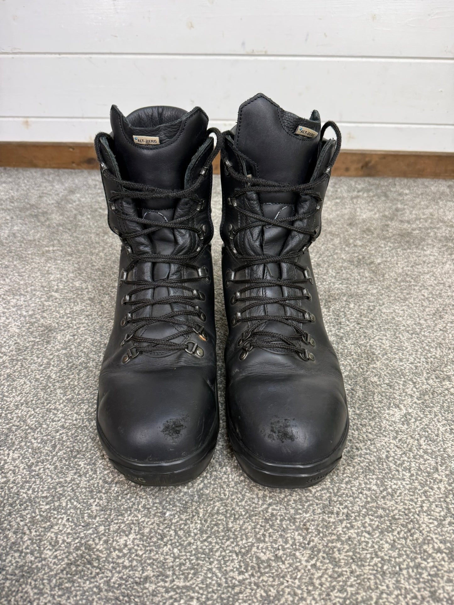 Altberg Peacekeeper P3 VS Black Leather Waterproof Combat Boots Size UK 13