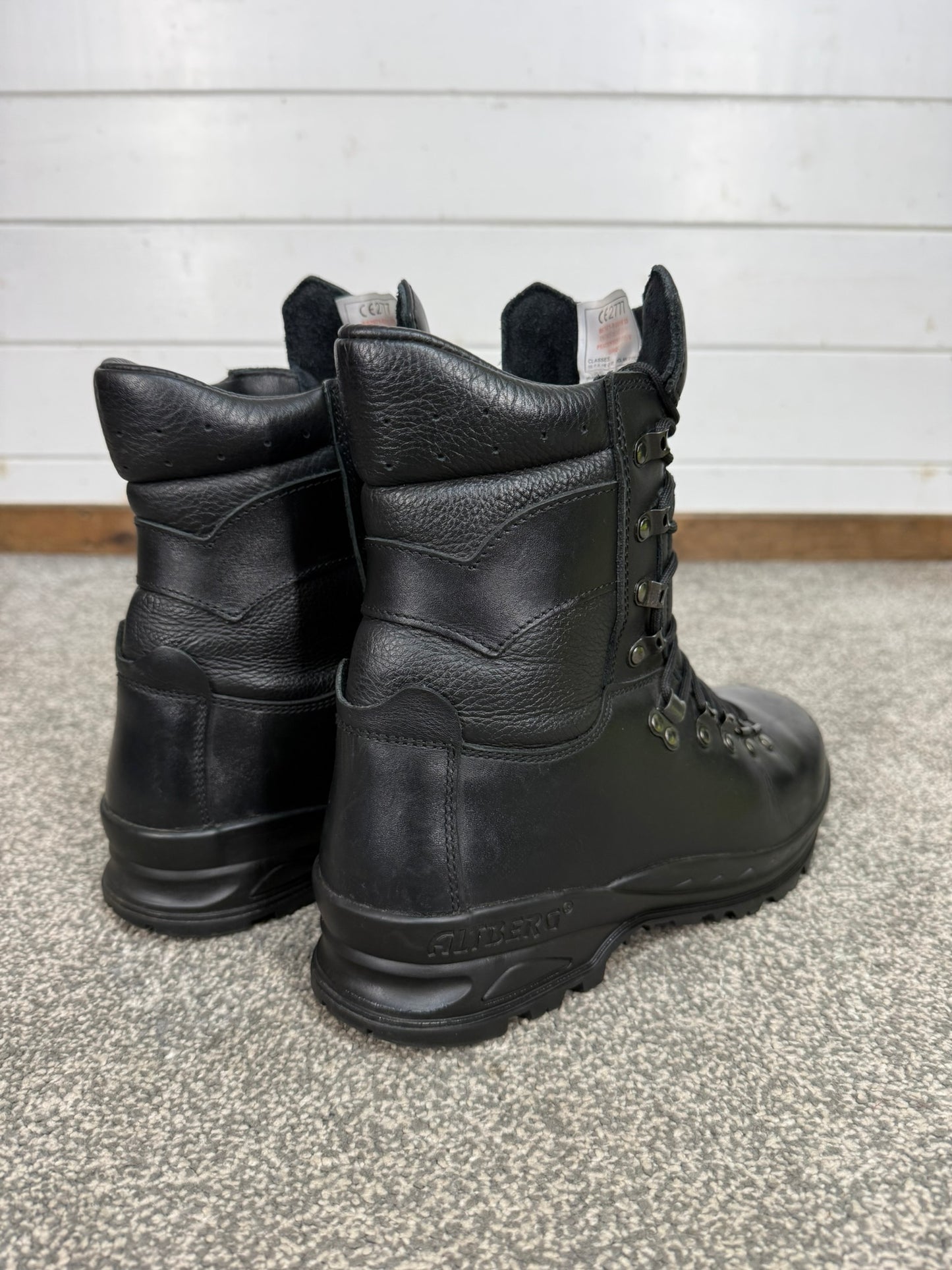 Altberg Peacekeeper P3 VS Black Leather Waterproof Combat Boots Size UK 8