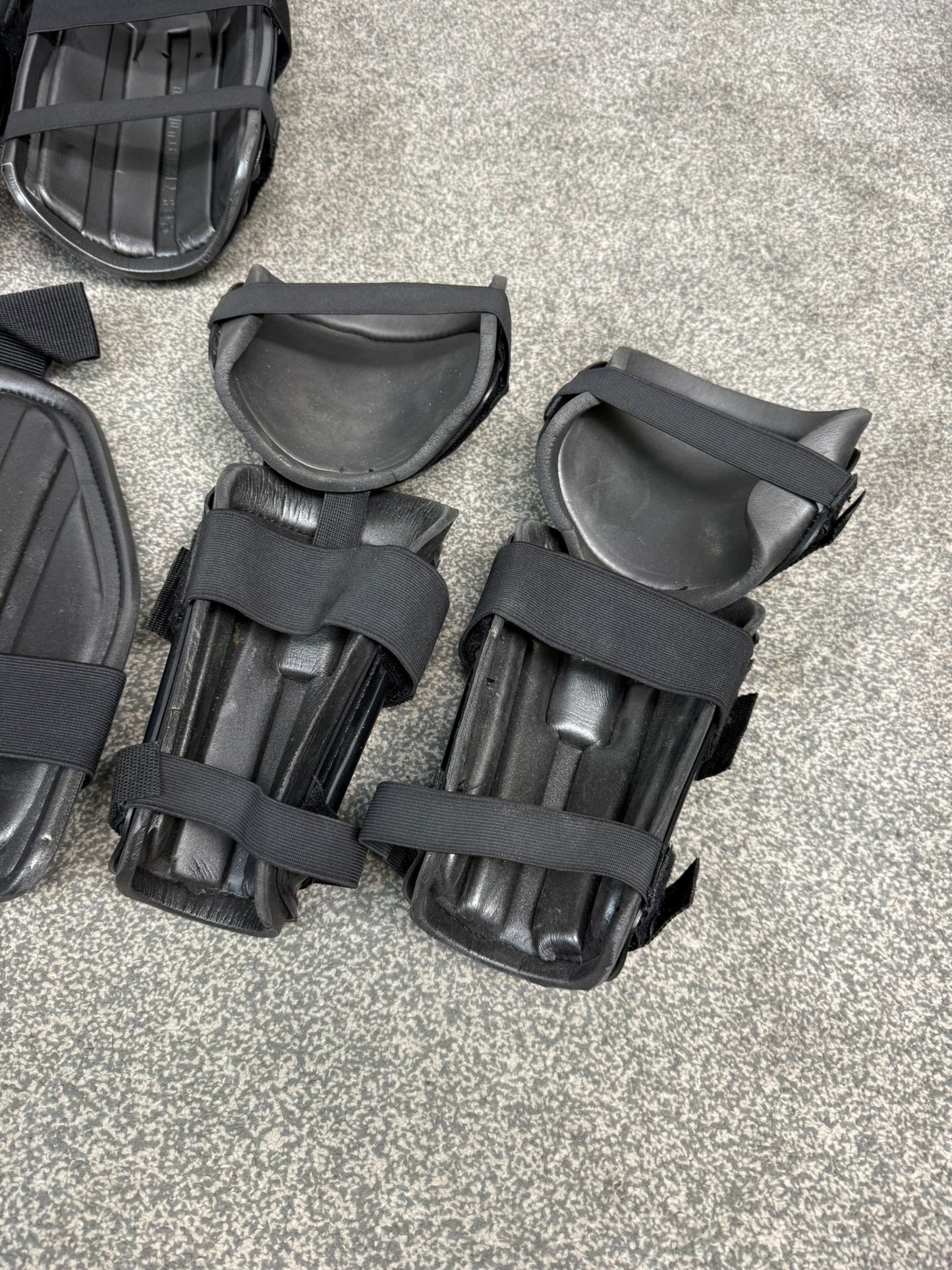 Ex Police Riot Guard Set Arms, Thigh & Leg Security Dog Handler Paintball Airsoft