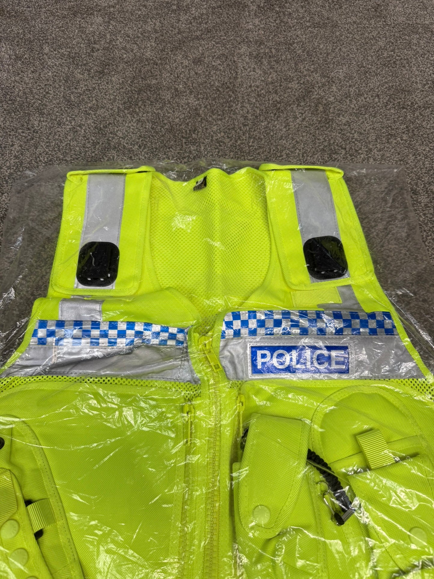 NEW Police Protec Utility Tactical Vest Badged LARGE - Collector Display Film / TV Uniform