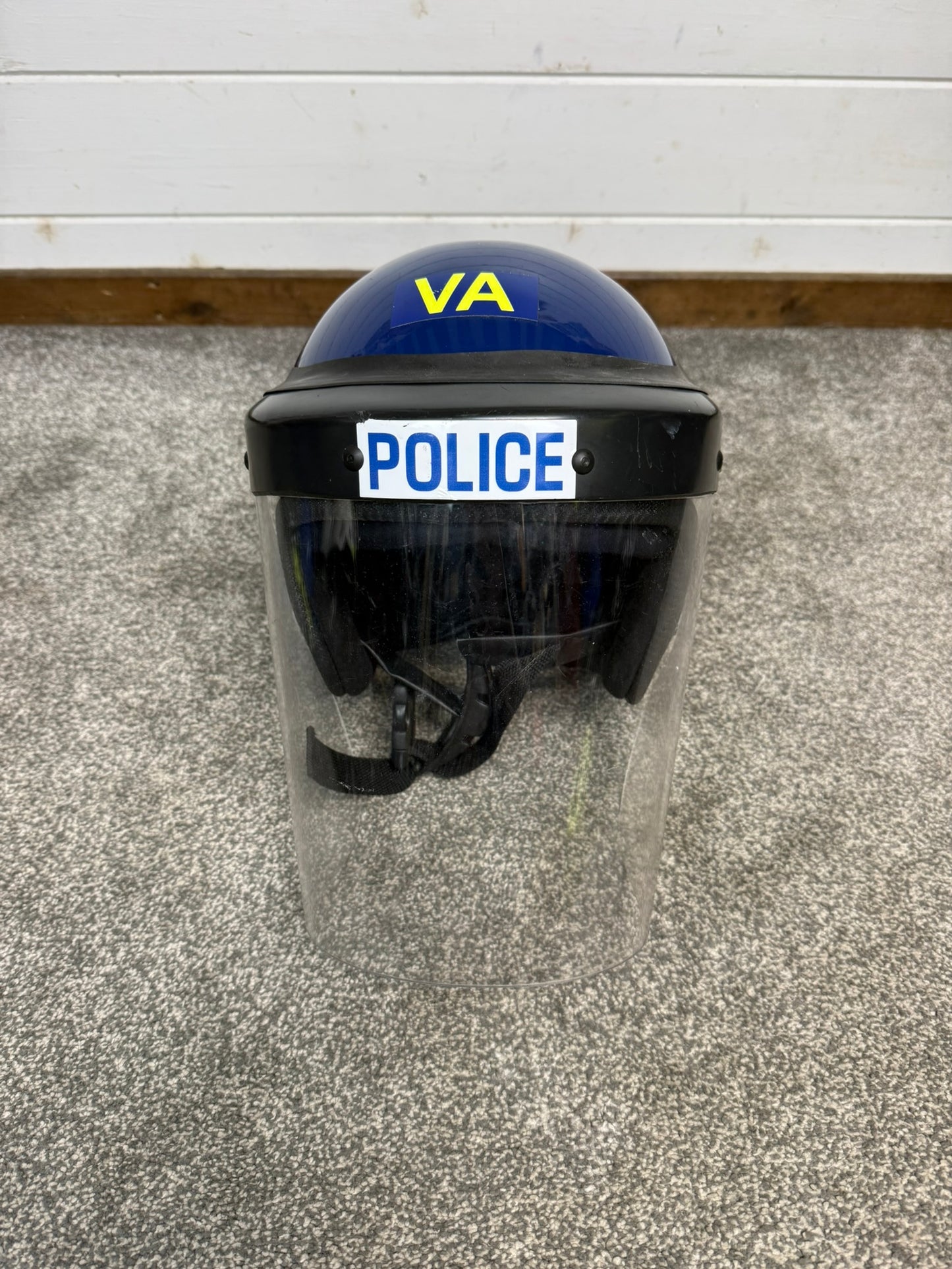 Ex Police Riot Helmet Guardian Mk3 60-61cm Genuine Obsolete Collectable Display Cosplay