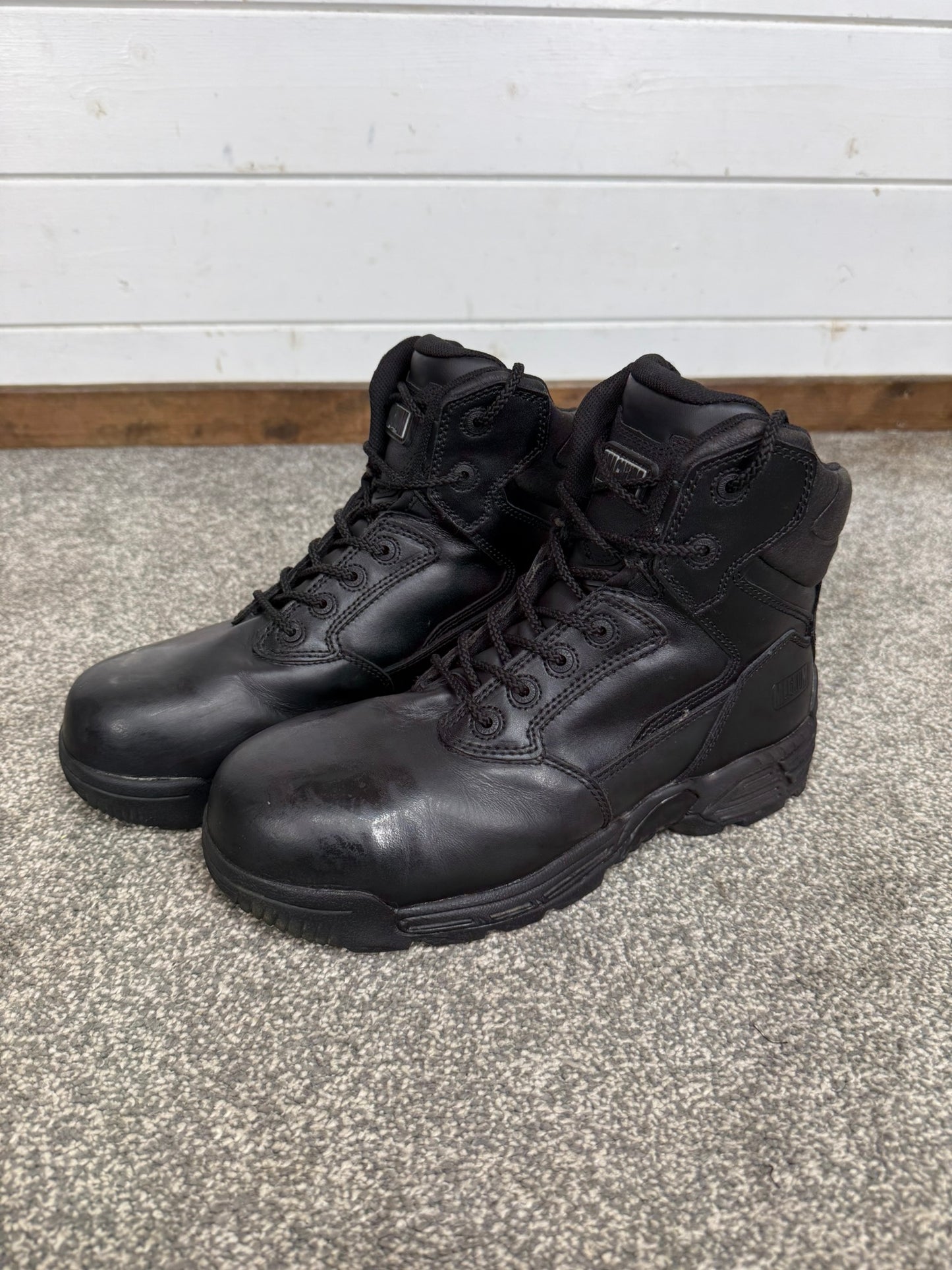 Magnum Stealth Force 6.0 Combat Boots Black Leather UK 8 Ex Police Security