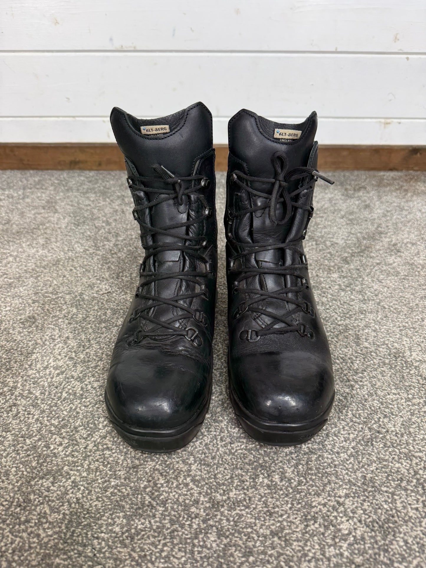 Altberg Peacekeeper P3 VS Black Leather Waterproof Combat Boots Size UK 7
