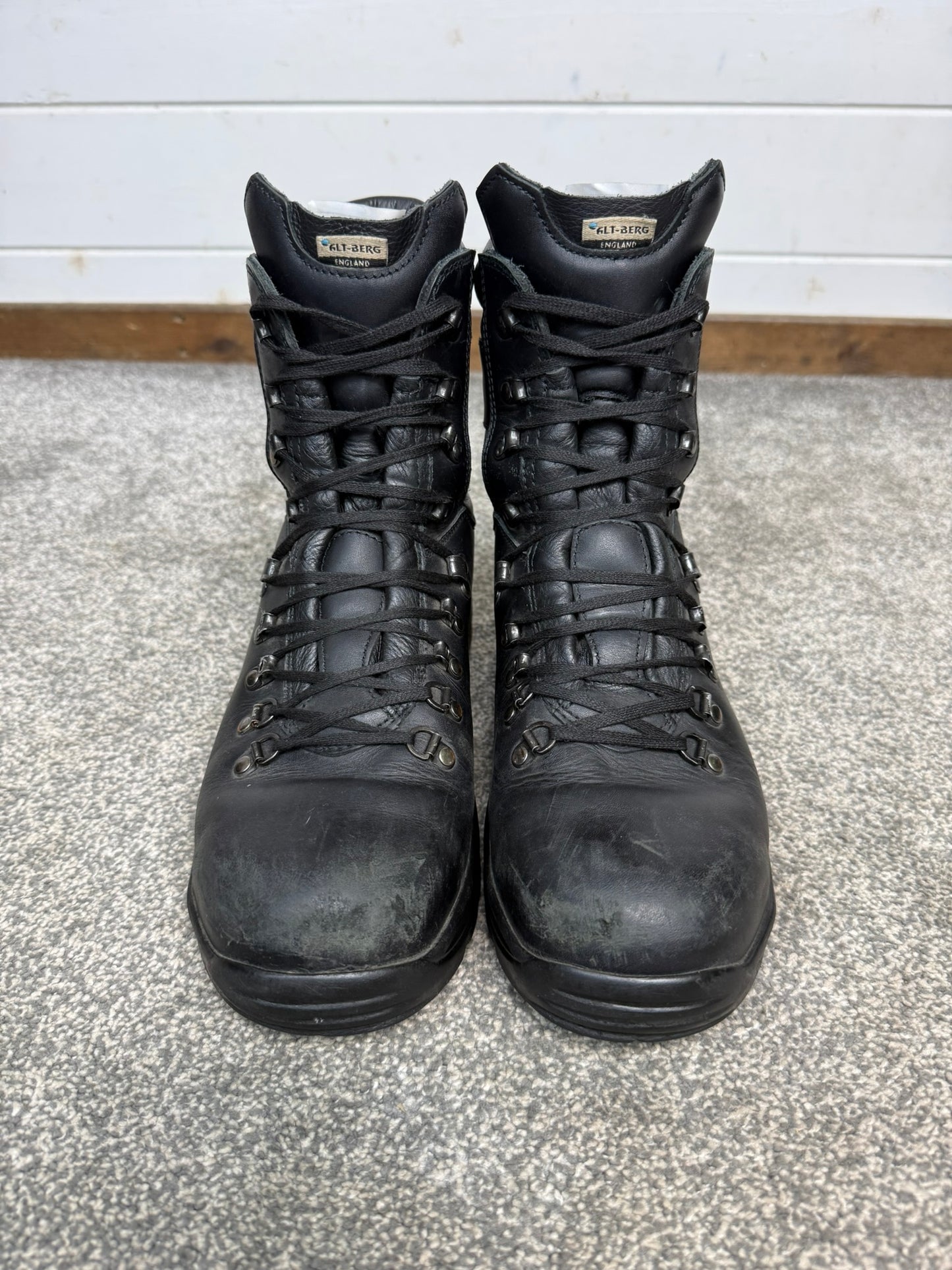 Altberg Peacekeeper P3 VS Black Leather Safety Combat Boots Size UK 8
