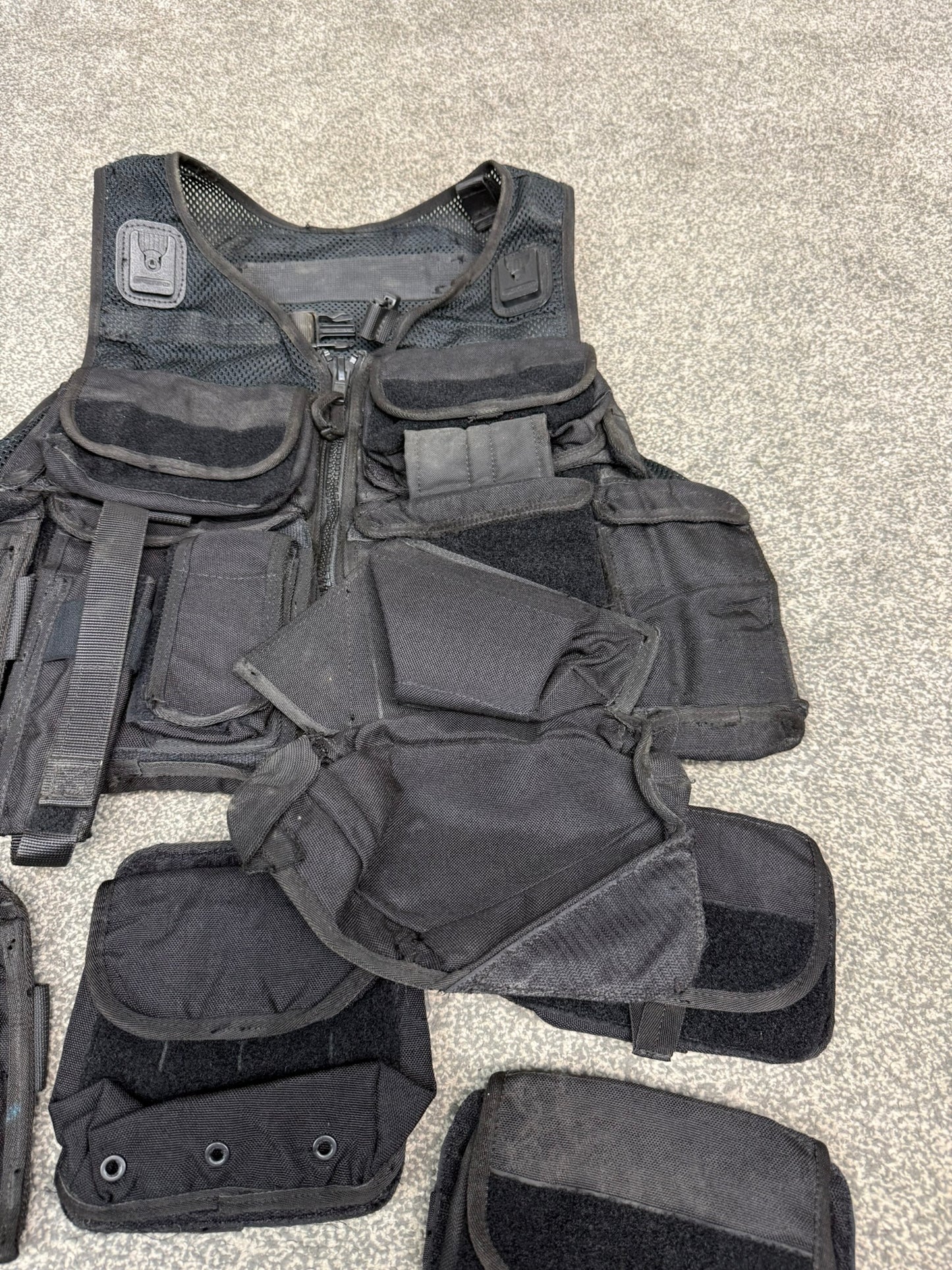 Ex Police Firearms ARV Tactical Waistcoat Vest & Spare Pouches Security Patrol Dog Handler