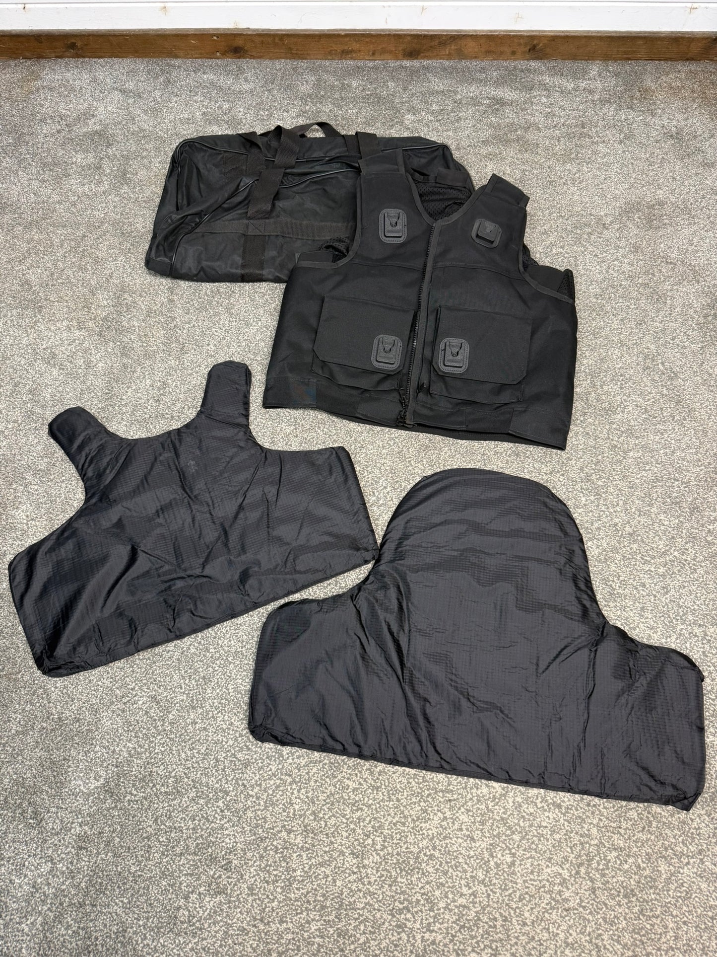 Ex Police Cooneen Body Armour Stab Vest + Bag LARGE Anti Stab & Ballistic HG1A & KR1