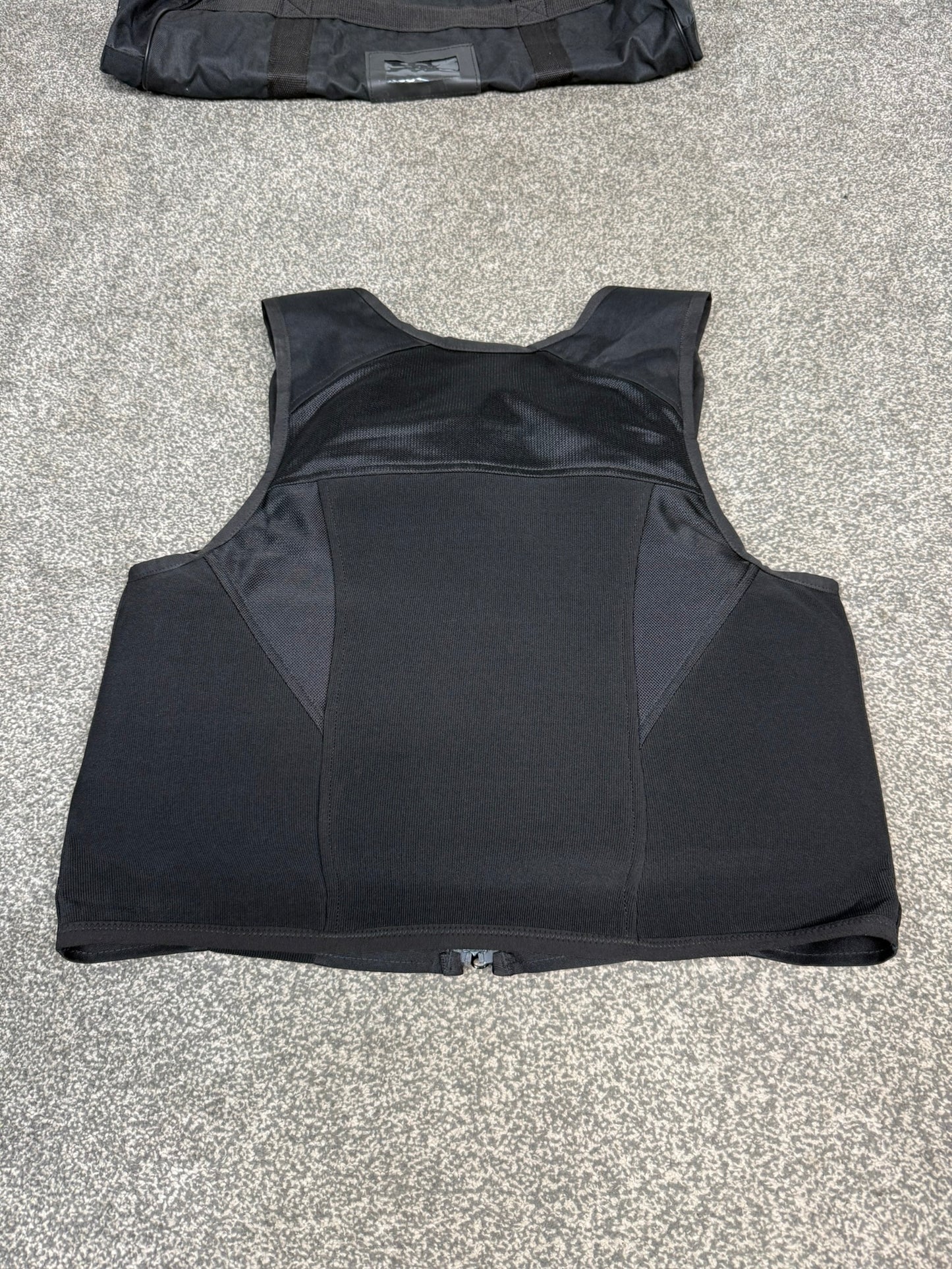 Ex Police Cooneen Body Armour Stab Vest + Bag LARGE Anti Stab & Ballistic HG1A & KR1
