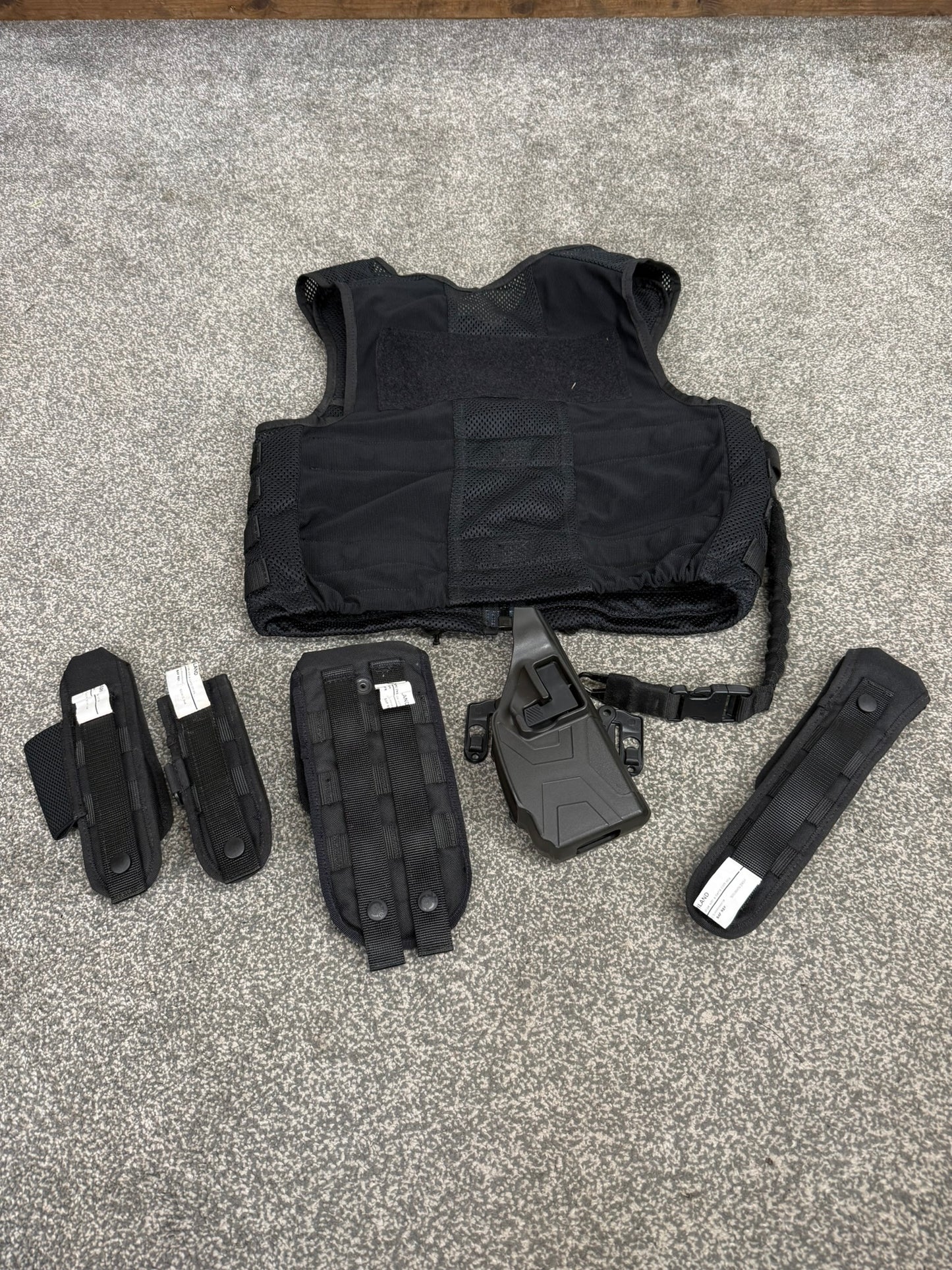 Safariland Black Molle Vest ARV Firearms Taser Holster & Pouches Tactical Security Vest - Small