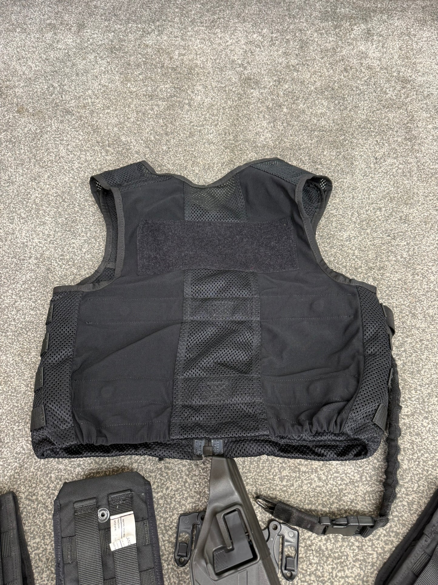 Safariland Black Molle Vest ARV Firearms Taser Holster & Pouches Tactical Security Vest - Small