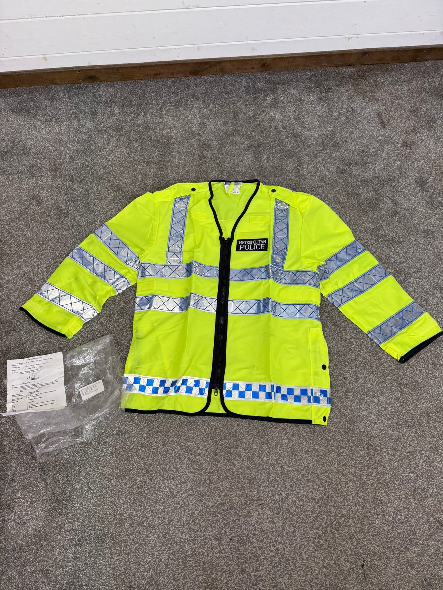 NEW Ex Metropolitan Police Hi Vis Vest Collectable Film TV Display