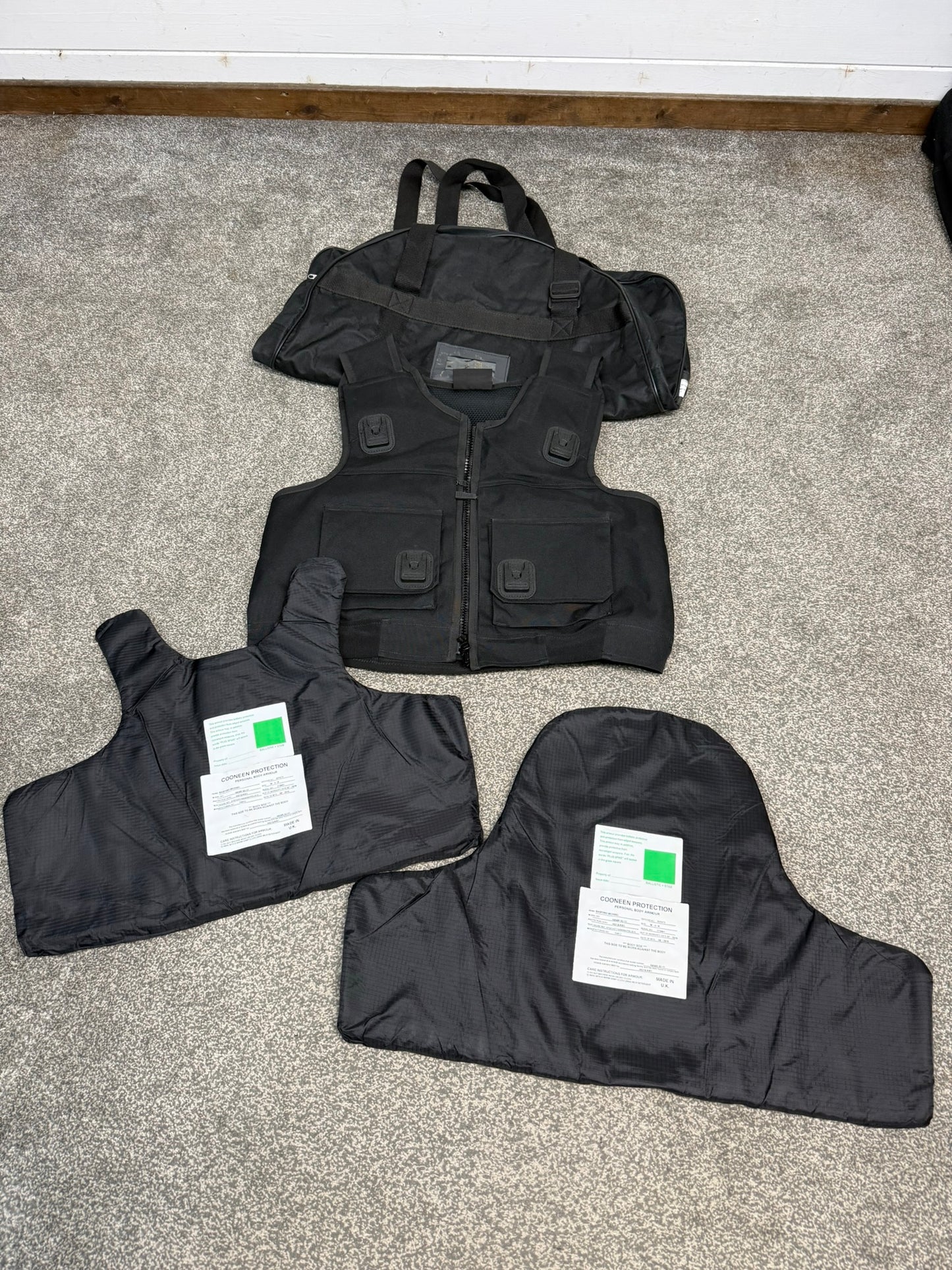 Ex Police Cooneen Body Armour Stab Vest + Bag LARGE Anti Stab & Ballistic HG1A & KR1