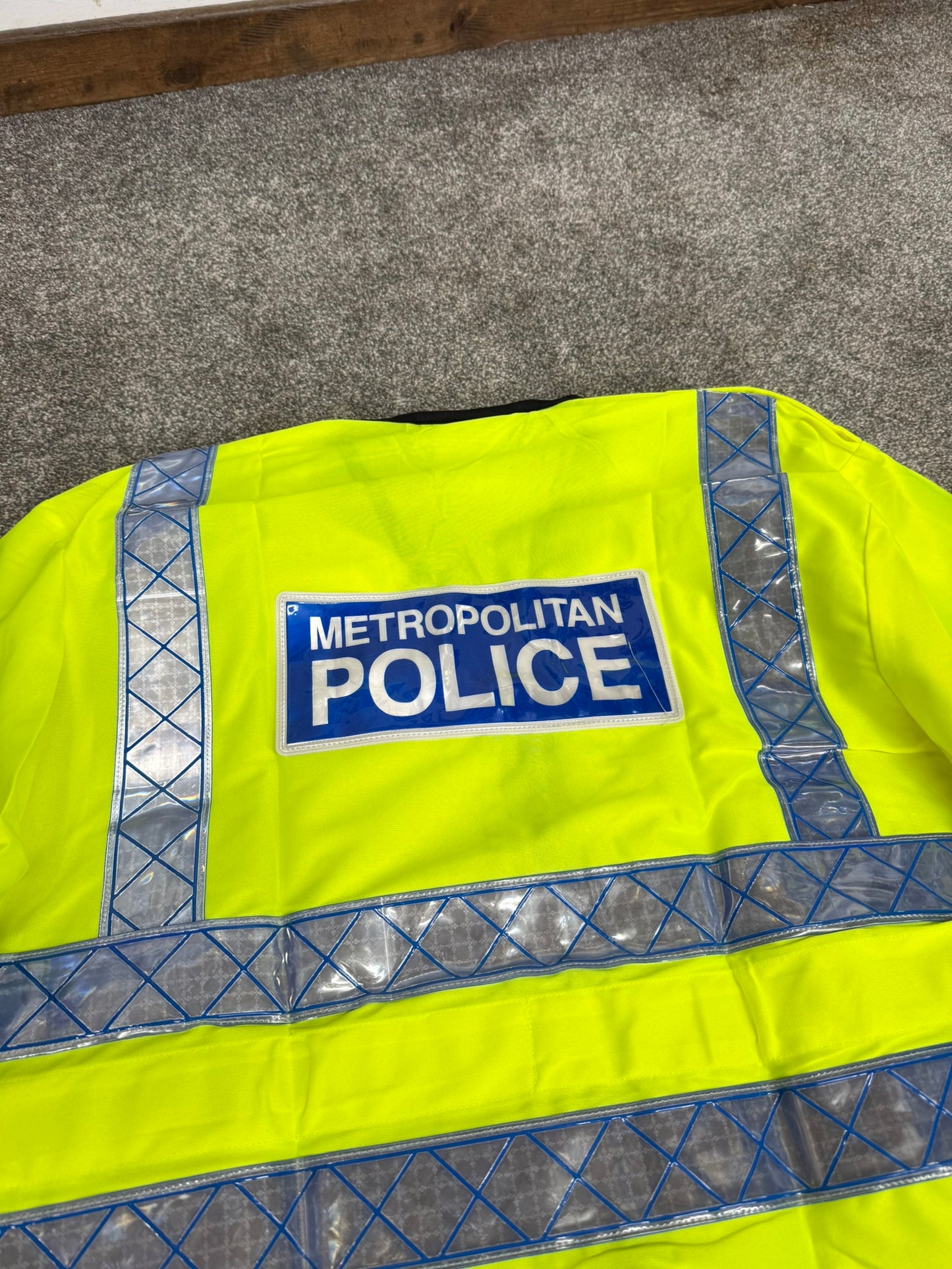 NEW Ex Metropolitan Police Hi Vis Vest Collectable Film TV Display