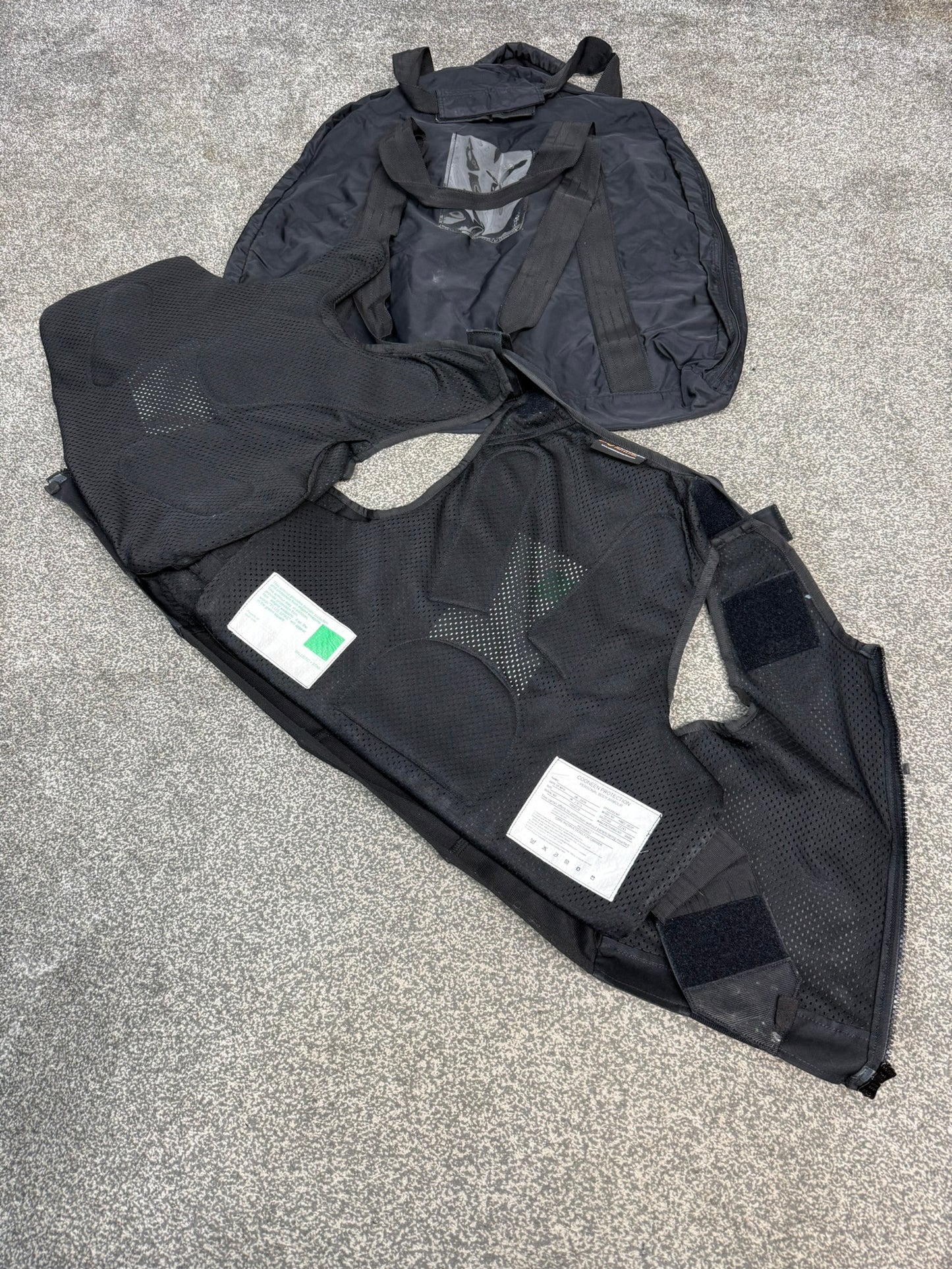 Ex Police Cooneen Body Armour Stab Vest + Bag MEDIUM Anti Stab & Ballistic HG1A & KR1