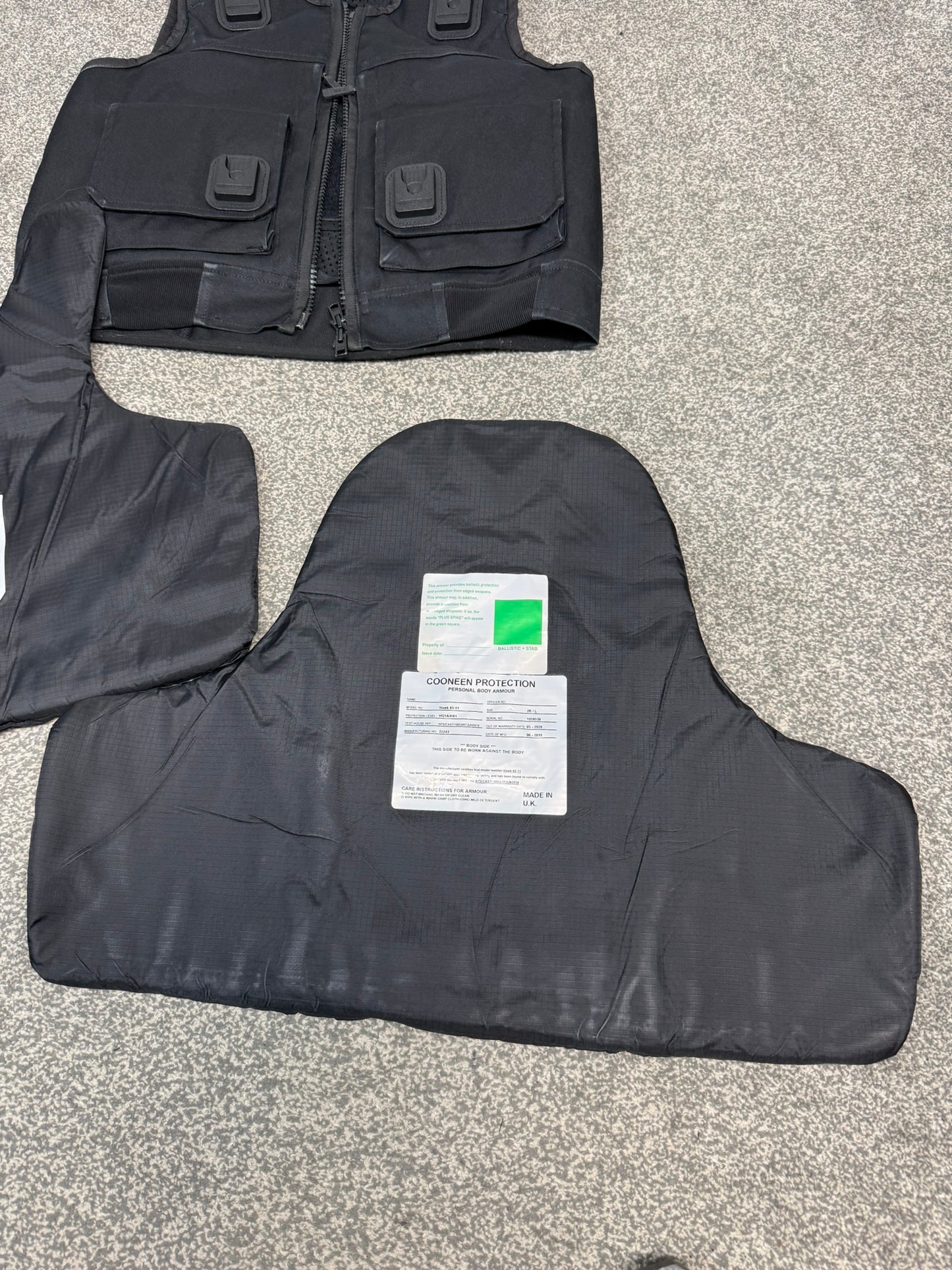 Ex Police Cooneen Body Armour Stab Vest + Bag MEDIUM Anti Stab & Ballistic HG1A & KR1