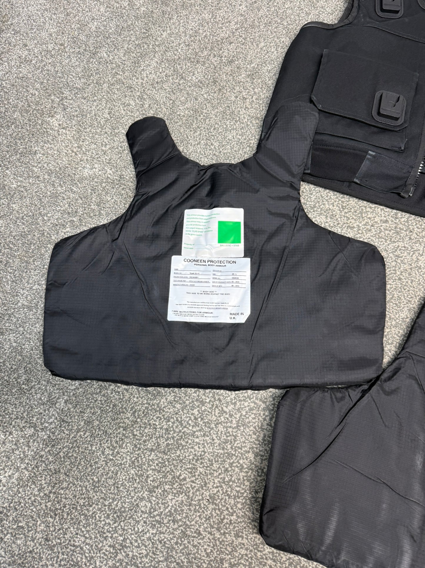 Ex Police Cooneen Body Armour Stab Vest + Bag MEDIUM Anti Stab & Ballistic HG1A & KR1