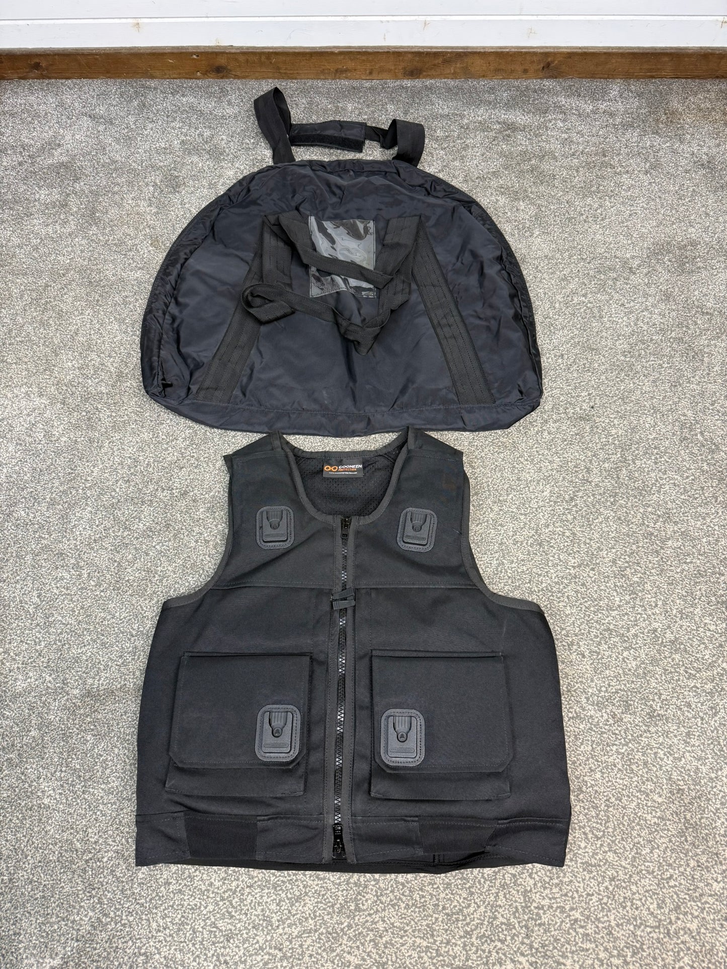 Ex Police Cooneen Body Armour Stab Vest + Bag MEDIUM Anti Stab & Ballistic HG1A & KR1