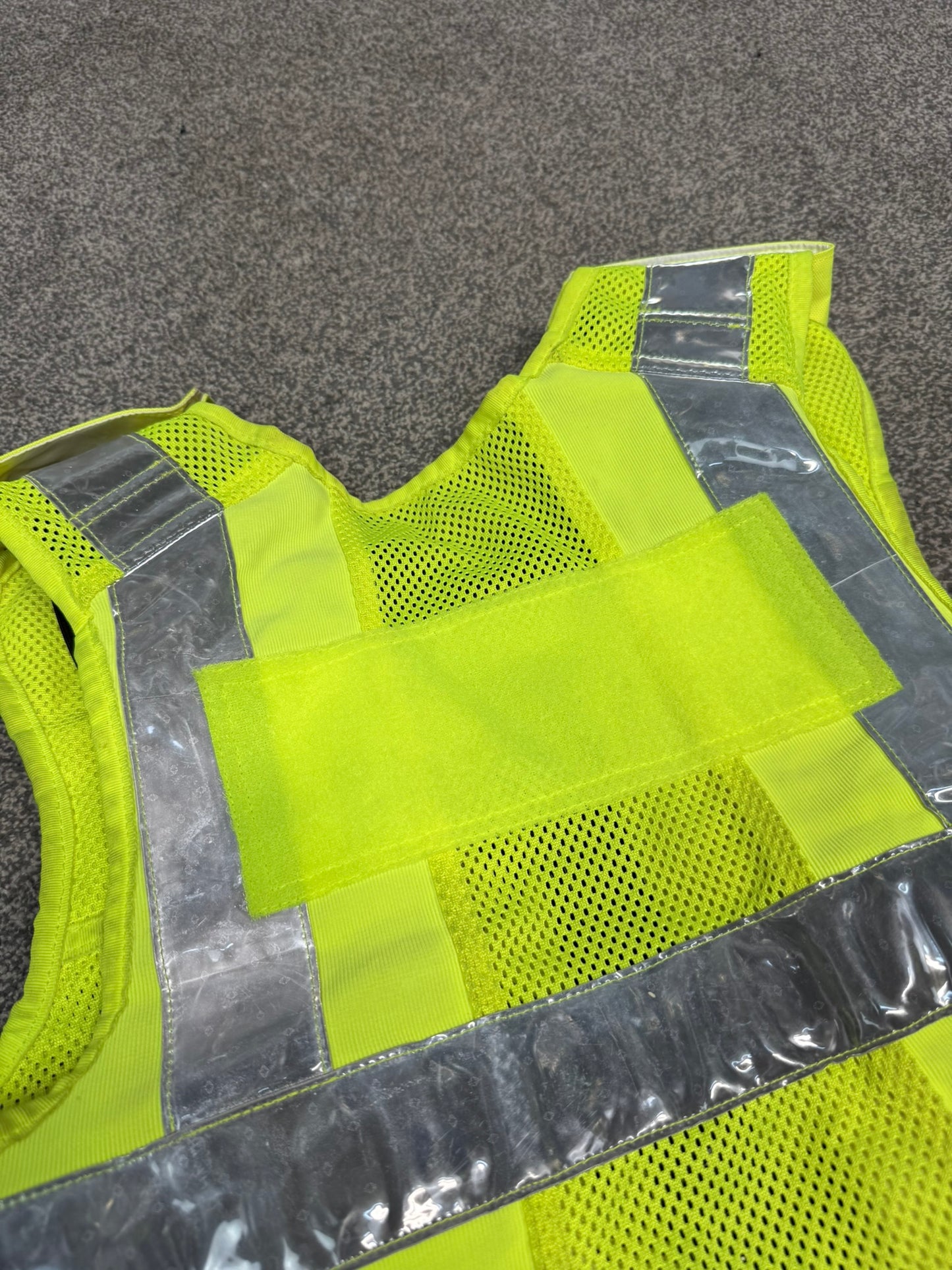 Ex Police Safariland Hi-Vis MOLLE Vest & Pouches Tactical Security Vest MEDIUM