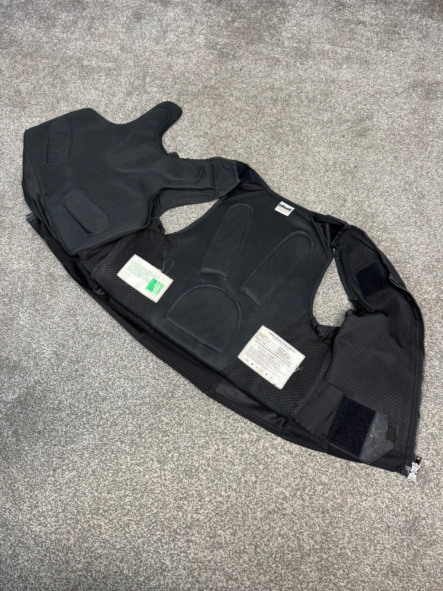 Ex Police Cooneen Body Armour Stab Vest MEDIUM Anti Stab & Ballistic HG1A & KR1