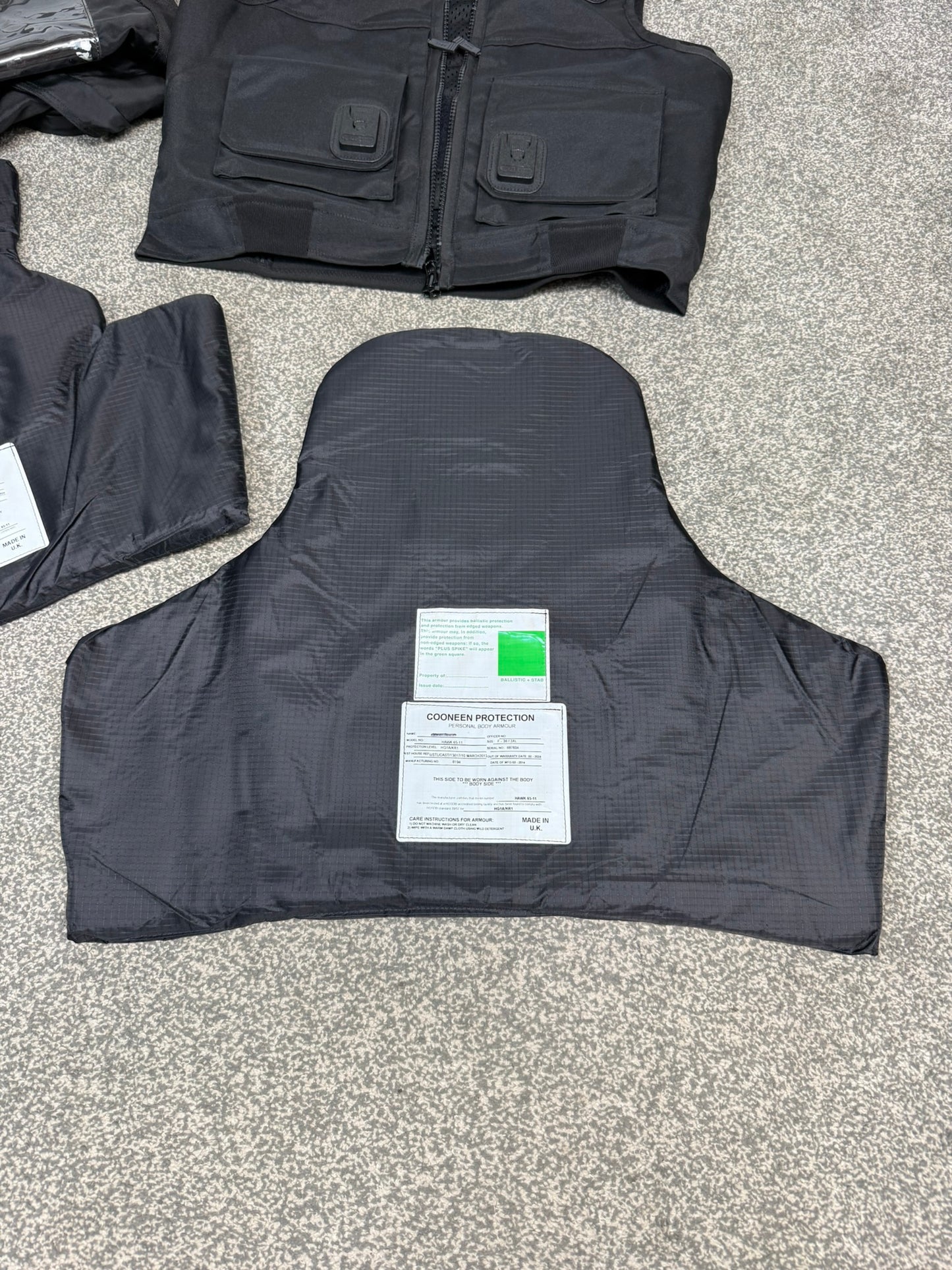 Ex Police Cooneen Body Armour Stab Vest + Bag MEDIUM Anti Stab & Ballistic HG1A & KR1