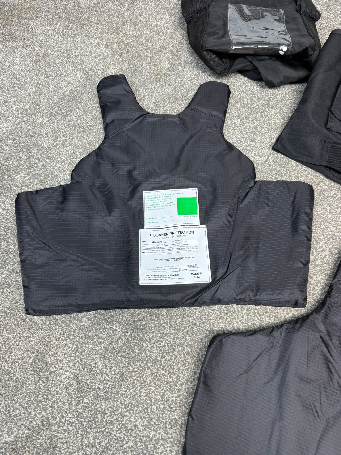 Ex Police Cooneen Body Armour Stab Vest + Bag MEDIUM Anti Stab & Ballistic HG1A & KR1