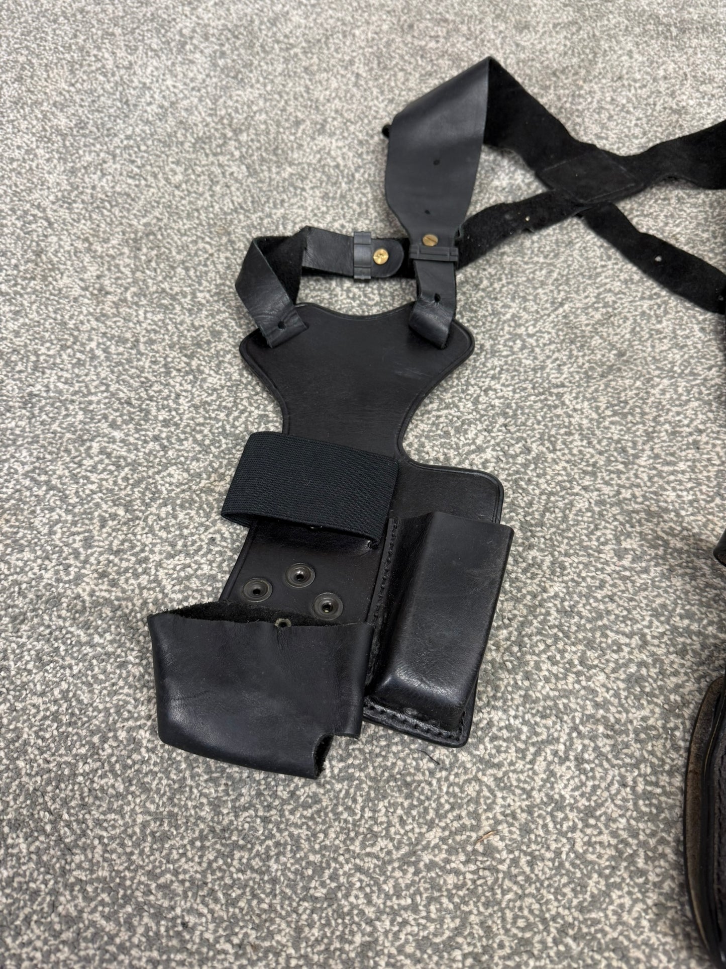 Ex Police PWL Leather Shoulder Holster Glock 17 With Radio & Mag Pouch Covert Security