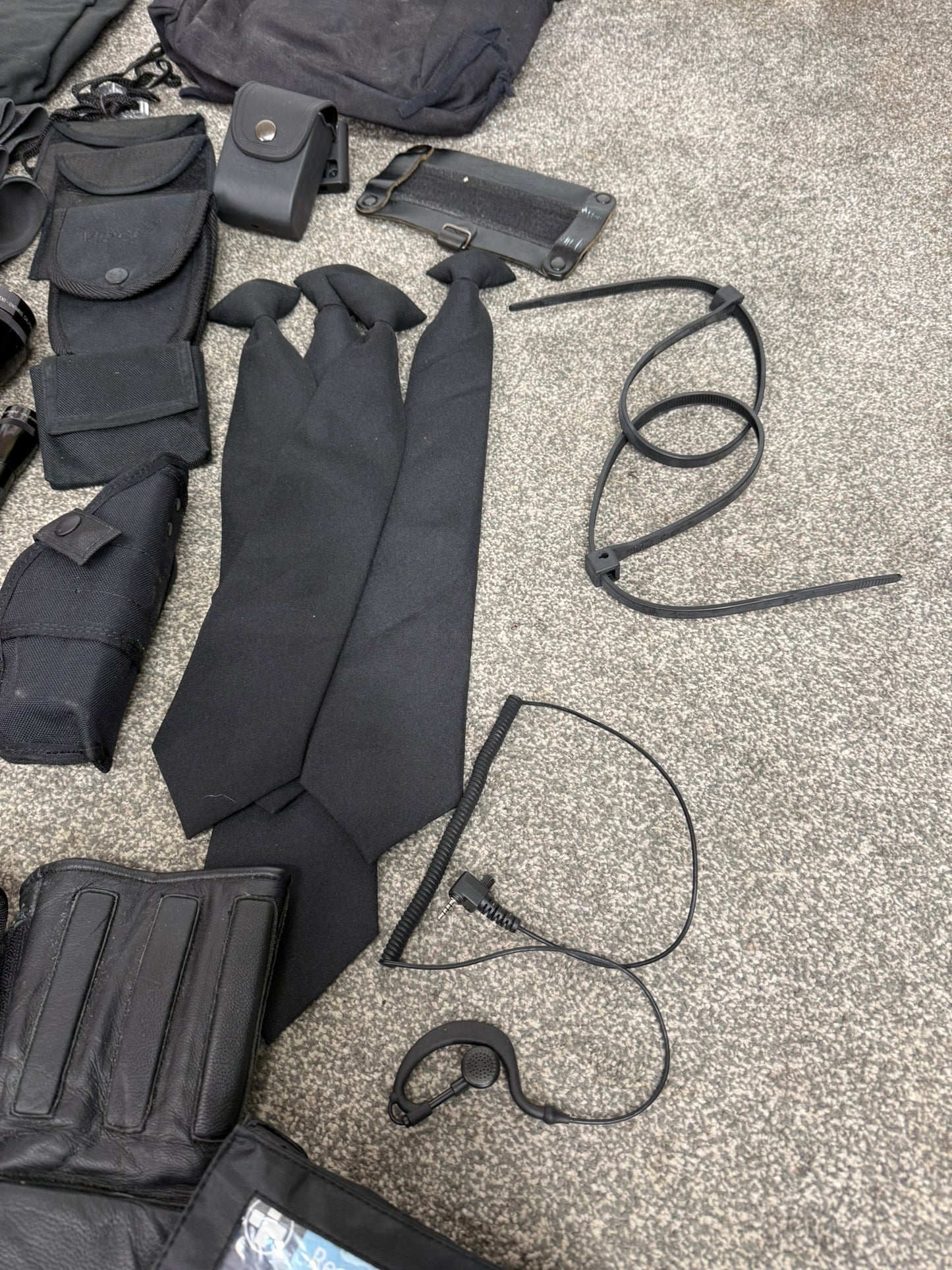 Ex Police Accessory Job Lot Pouches Gloves Maglite Cravat Ties Security Lot
