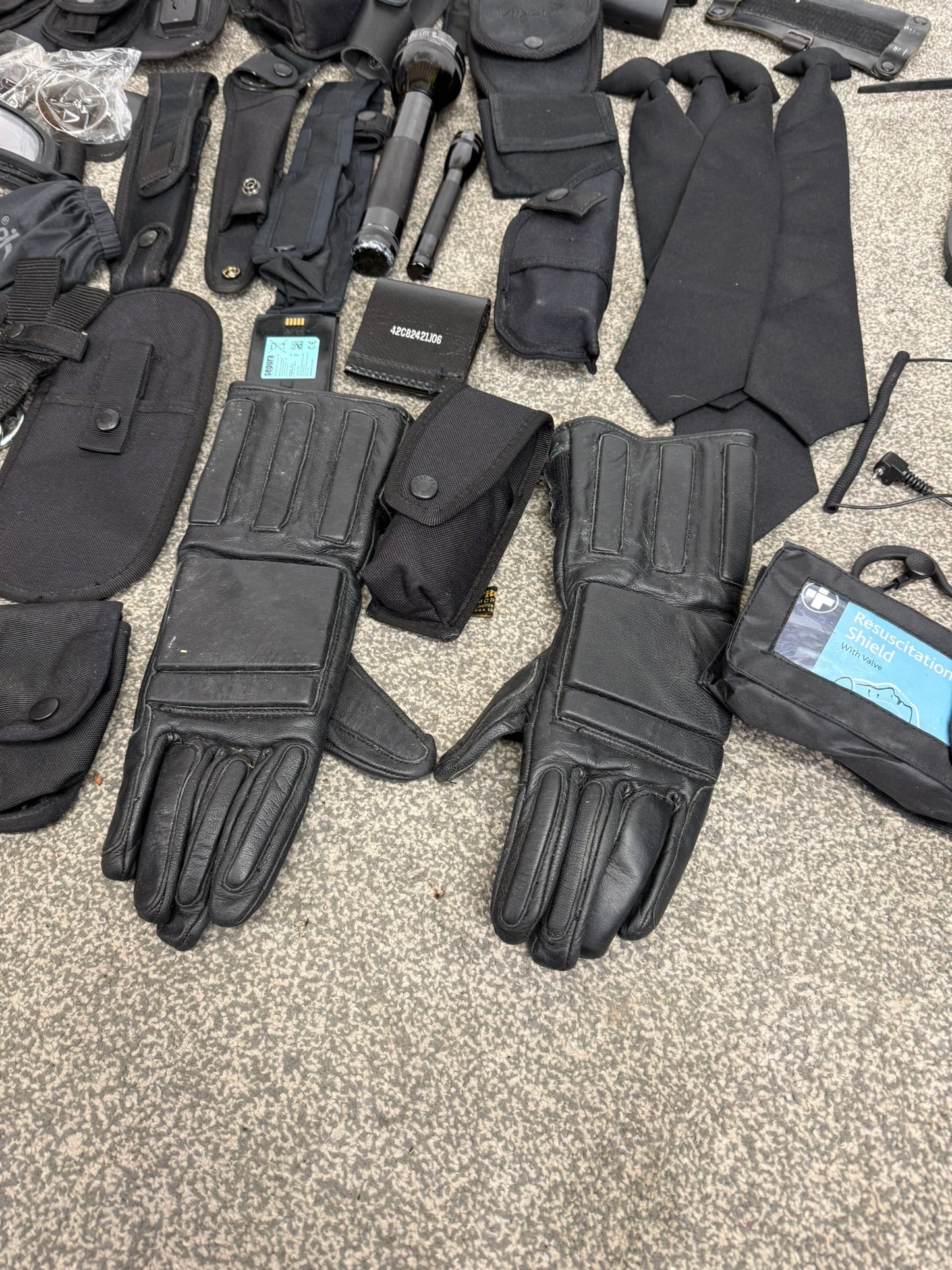 Ex Police Accessory Job Lot Pouches Gloves Maglite Cravat Ties Security Lot