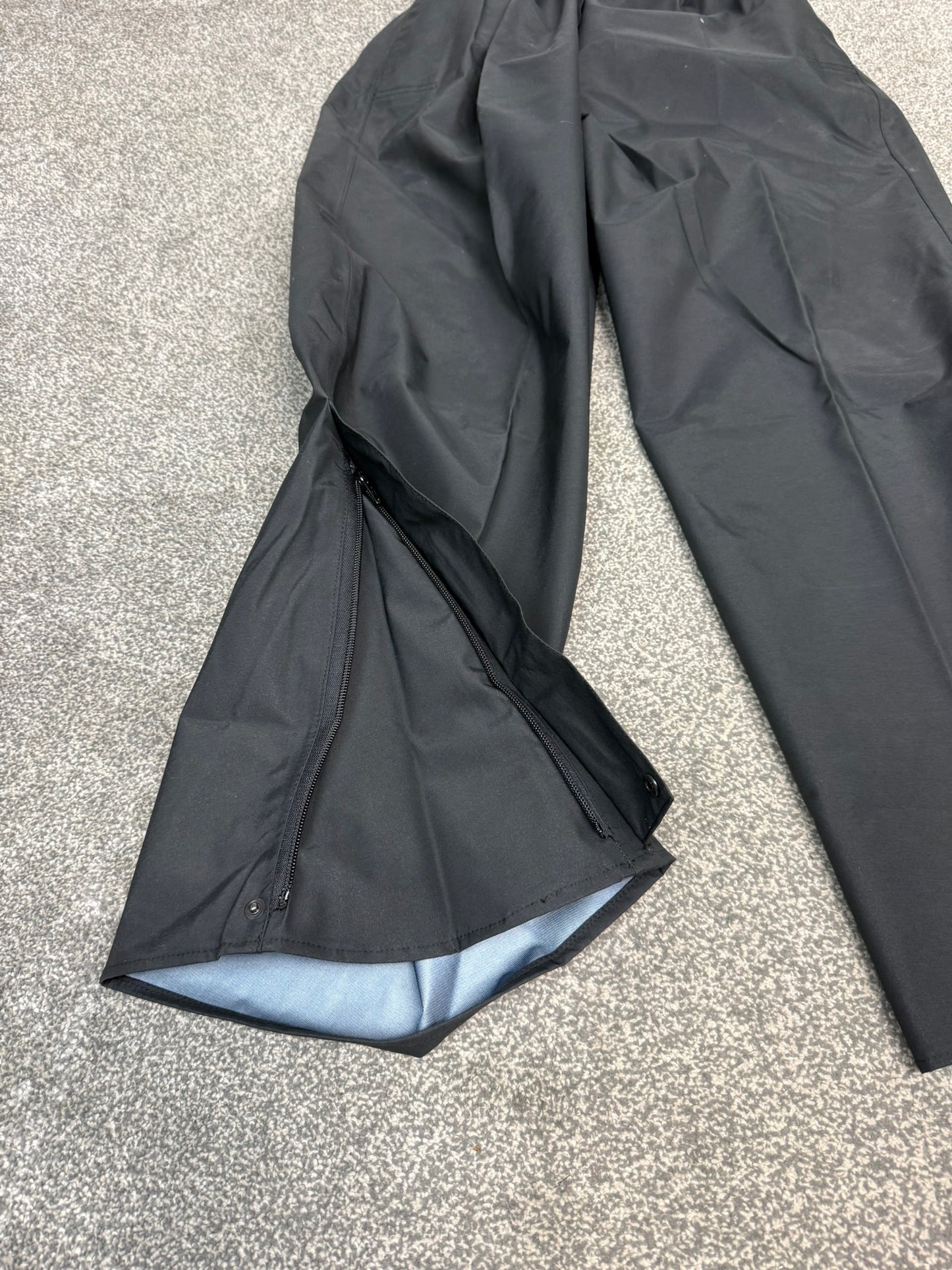 Ex Police Black Gore-Tex Trousers Scotgreat Waterproof Over Trousers - LARGE