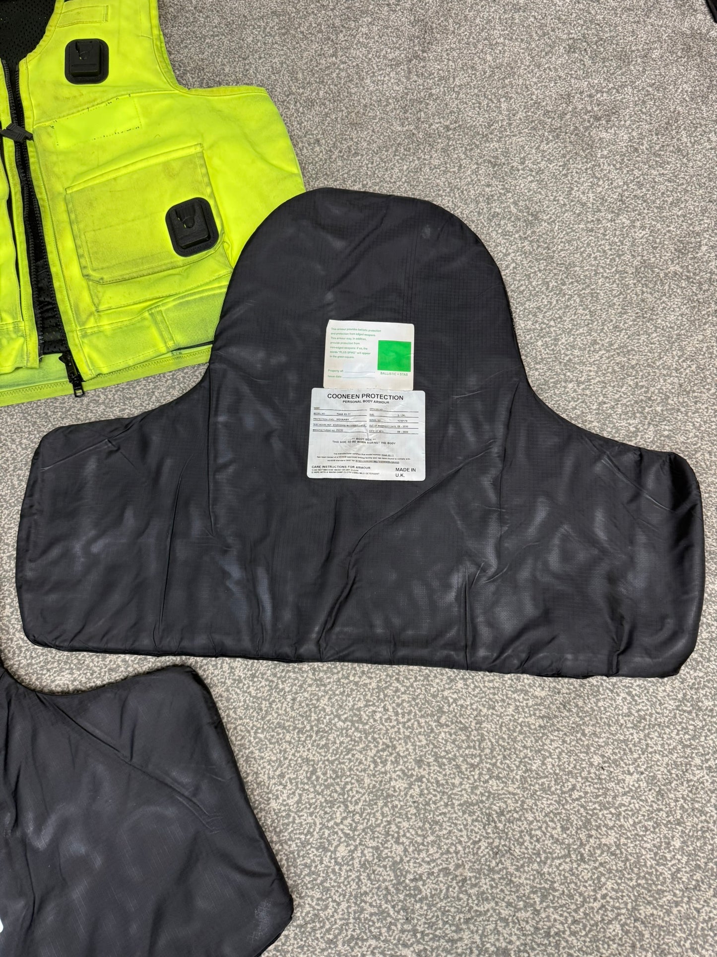 Ex Police Cooneen Hi Vis Body Armour Stab Vest X LARGE - Anti Stab & Ballistic HG1A & KR1