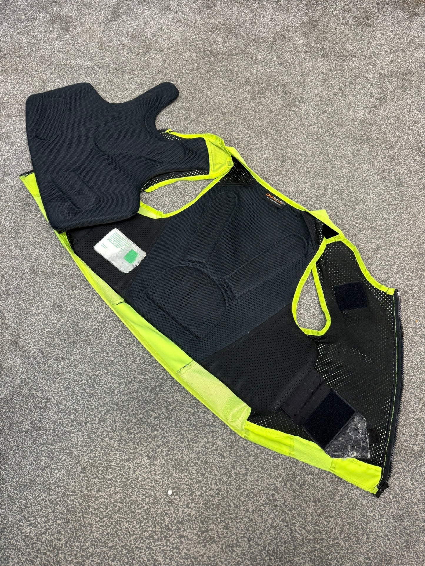 Ex Police Cooneen Hi Vis Body Armour Stab Vest LARGE - Anti Stab & Ballistic HG1A & KR1