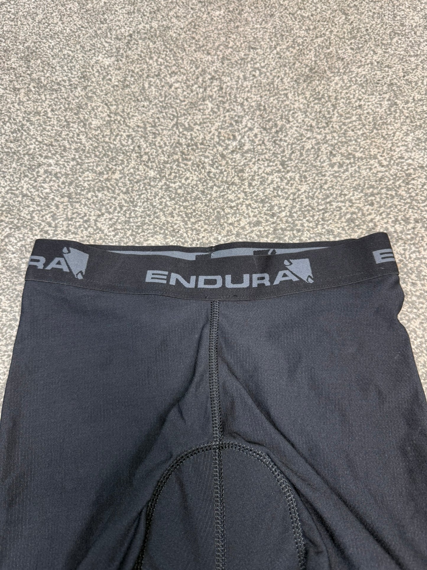 Endura Cycling Padded Shorts Undershorts - SMALL