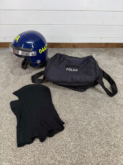 Ex Police Guardian Riot Helmet Fleece Bag & Hood TV Film Collectable Display