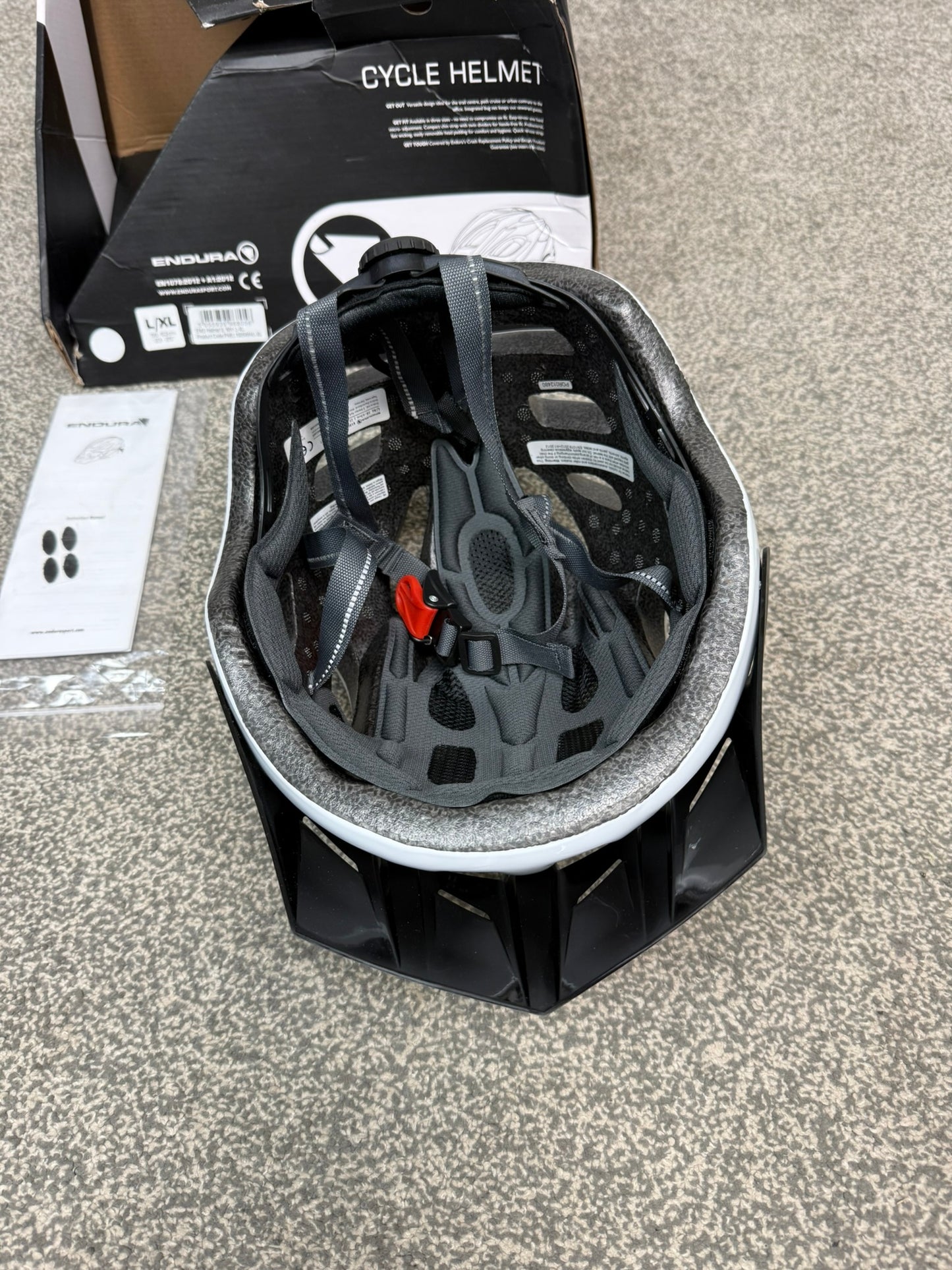 Ex Police Endura EMS Cycle Helmet Adults 58-63cm NEW