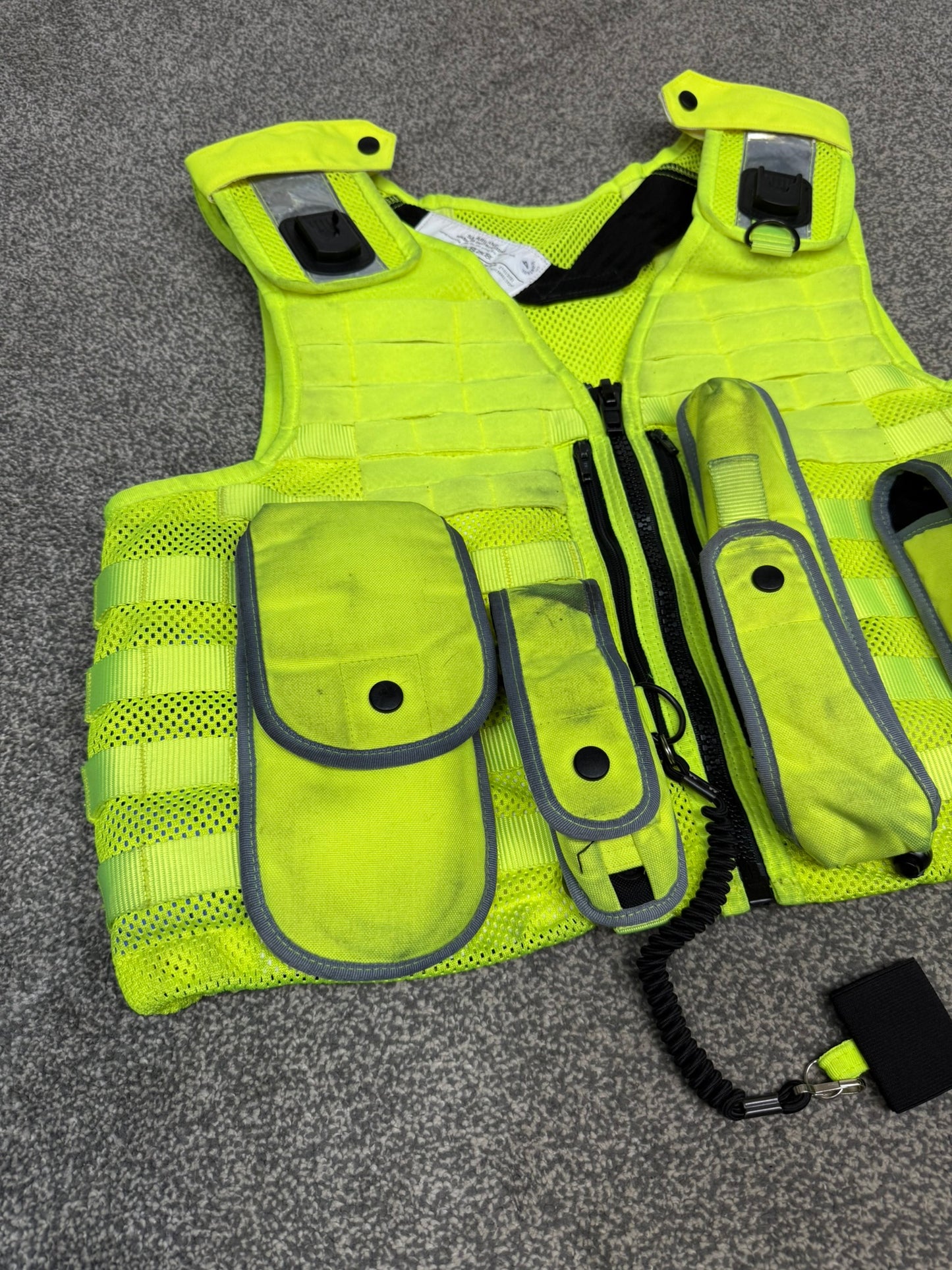 Ex Police Safariland Hi-Vis MOLLE Vest & Pouches Tactical Security Vest X LARGE