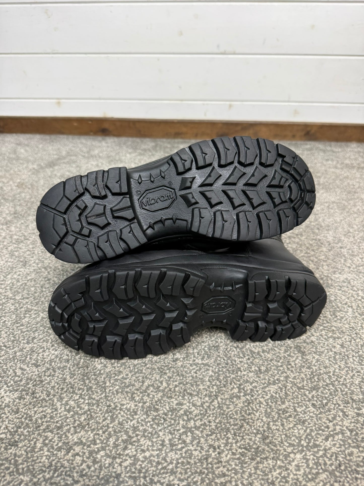 Magnum Elite Shield Met Black Leather Combat Boots UK 7 Ex Police Security Work