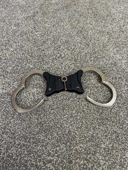 Ex Police Hiatt Handcuffs Genuine Rigid Cuffs With Key Security Collectable Memorabilia
