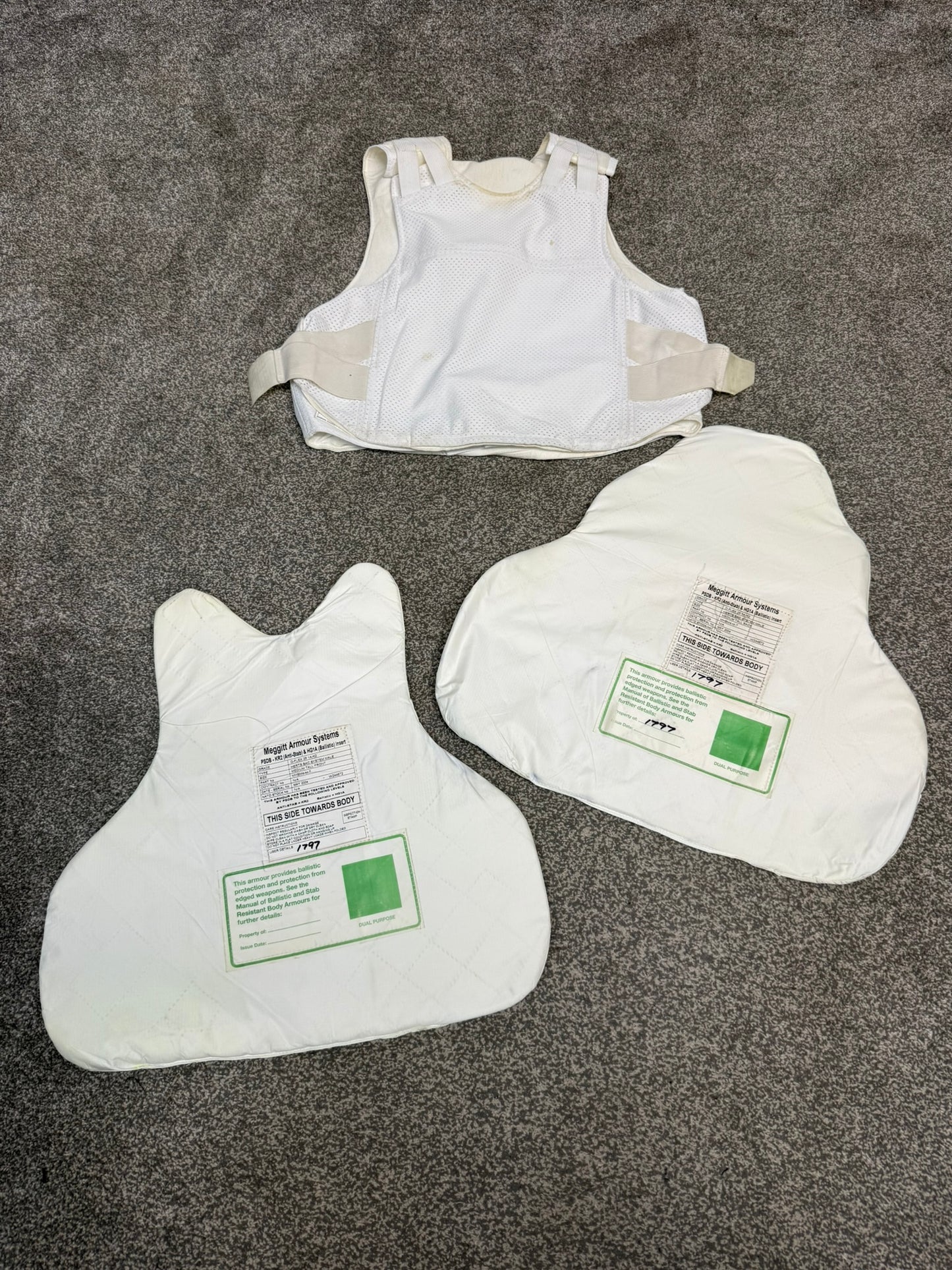 Ex Police Meggitt Covert Body Armour Stab Vest MEDIUM Anti Stab & Ballistic HG1A & KR2
