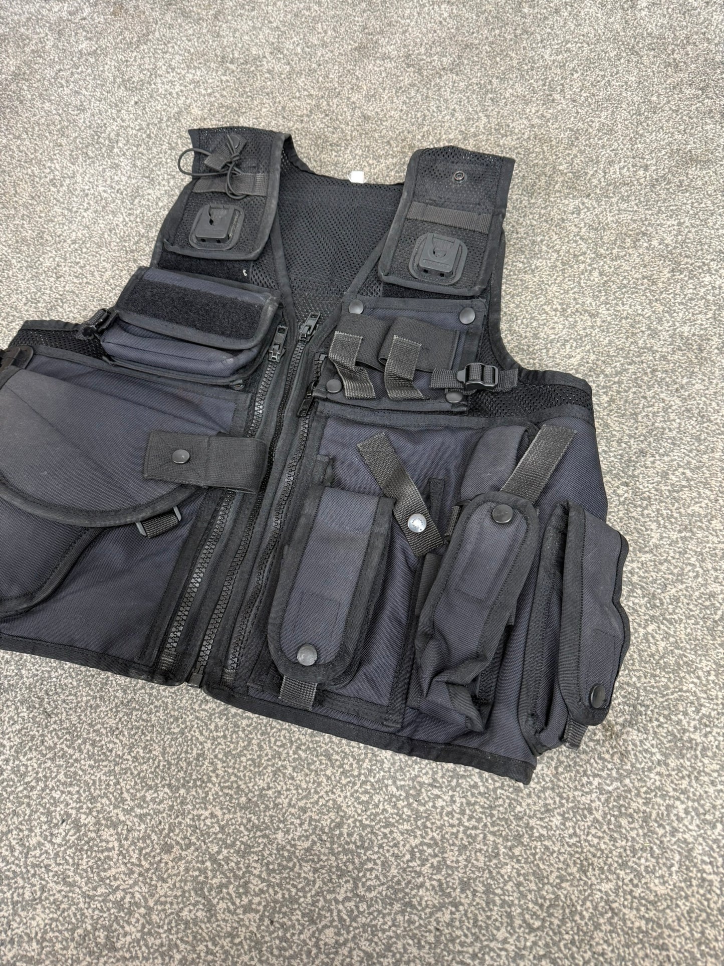 Arktis Black Tactical Vest Ex Police Utility Taser Vest Airsoft Security Patrol - Small