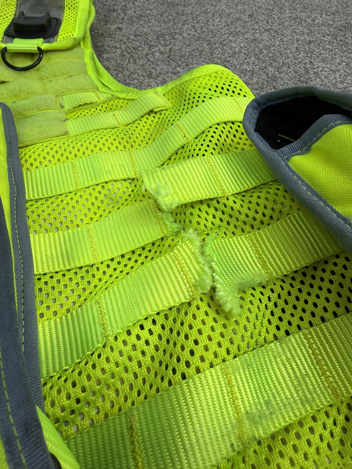 Safariland Hi-Vis MOLLE Vest & Pouches Tactical Utility Security Vest Ex Police - XL