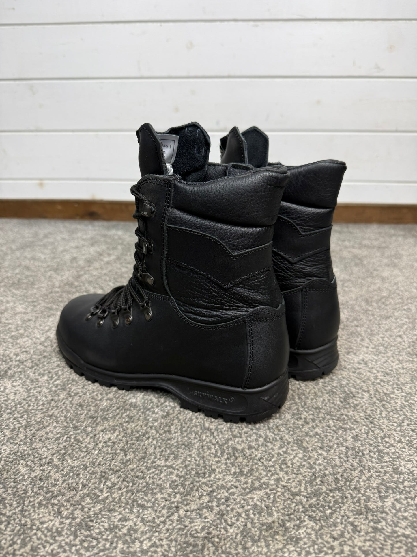 Altberg Peacekeeper P3 Black Leather Combat Boots Skywalk Sole Size UK 6 - VGC