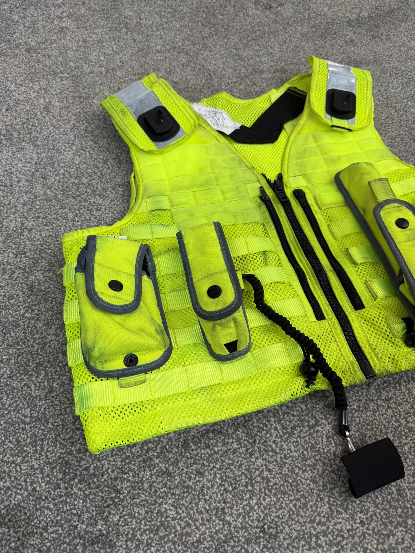 Safariland Hi-Vis MOLLE Vest & Pouches Tactical Utility Security Vest Ex Police - XL