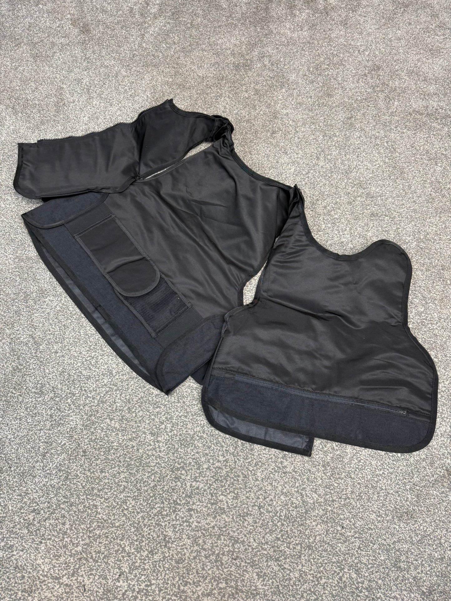 Ex Metropolitan Police Body Armour Cover BADGED - MEDIUM TV Film Uniform