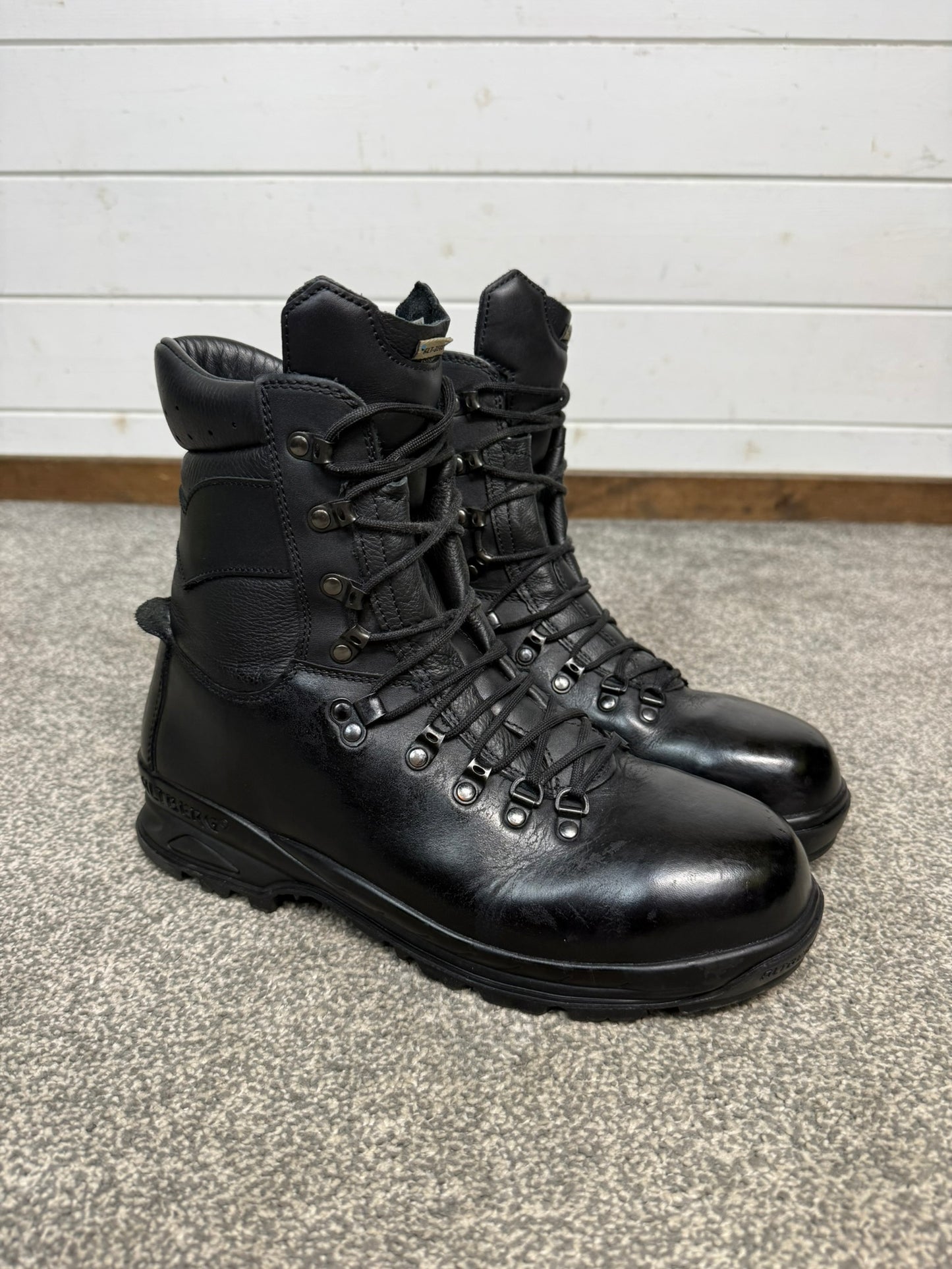 Altberg Peacekeeper P3 VS Original Black Leather Safety Combat Boots Size UK 10