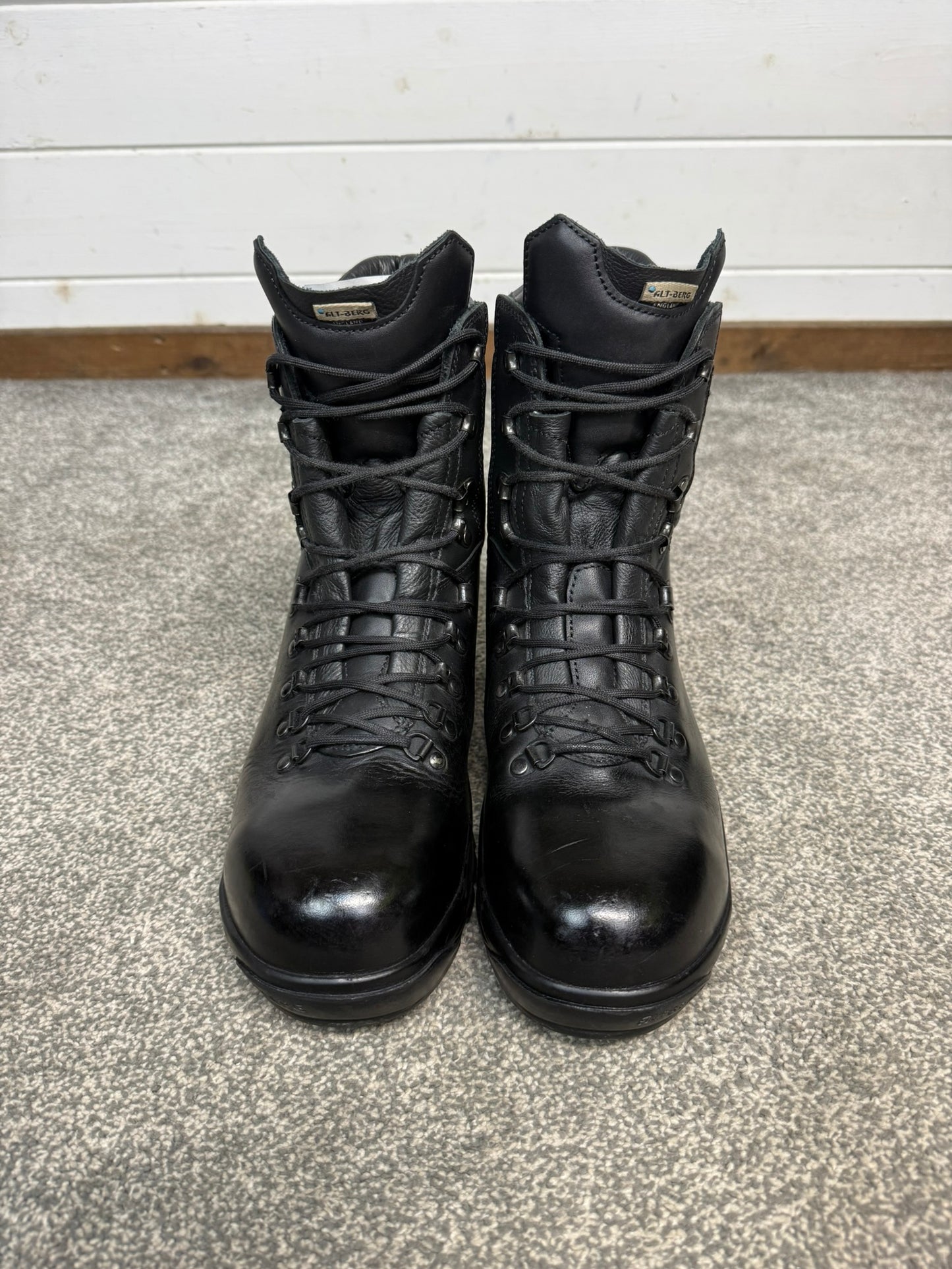 Altberg Peacekeeper P3 VS Original Black Leather Safety Combat Boots Size UK 10